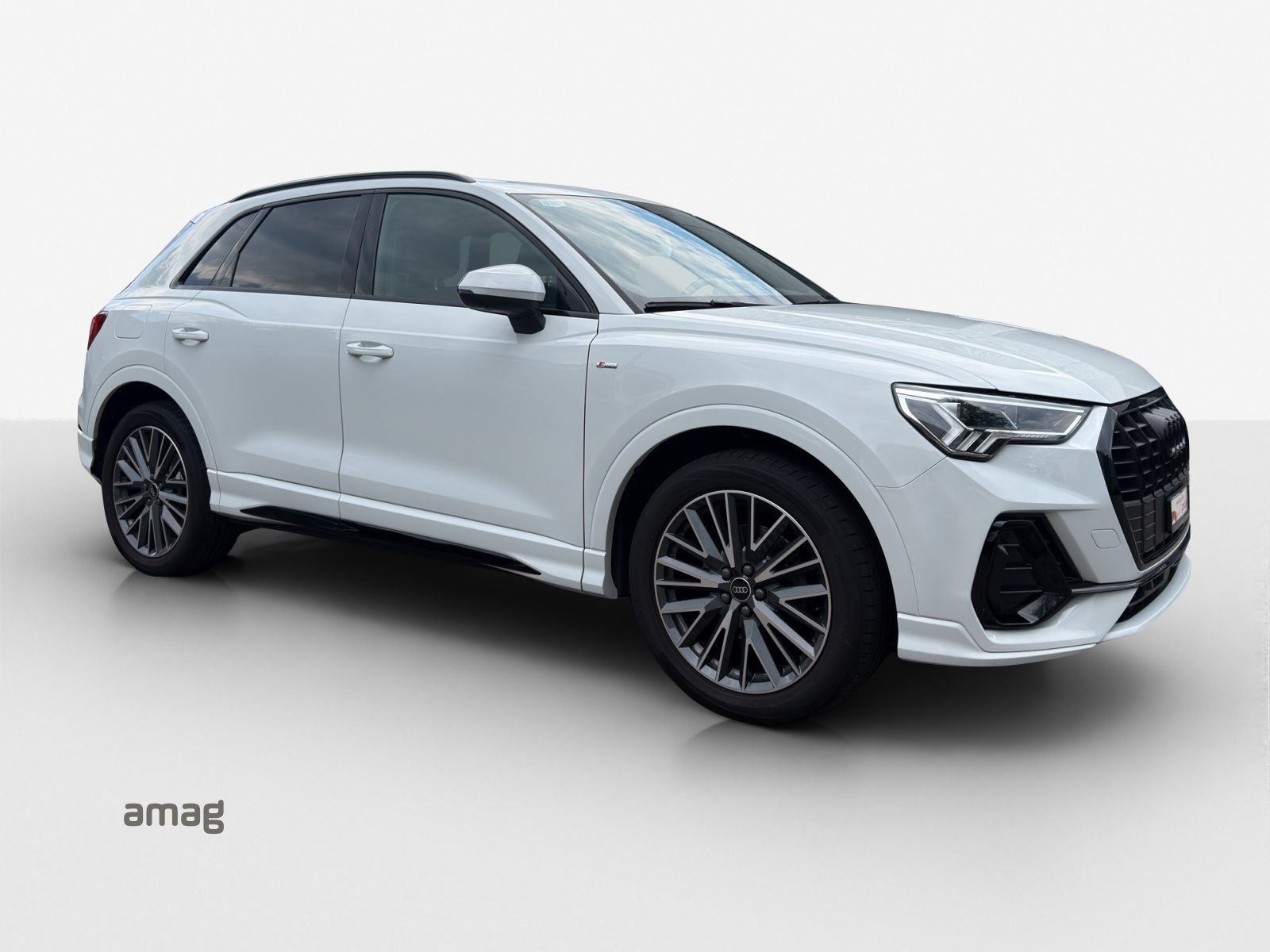 AUDI Q3 35 TFSI S line Attraction, Petrol, Second hand / Used, Automatic - 6