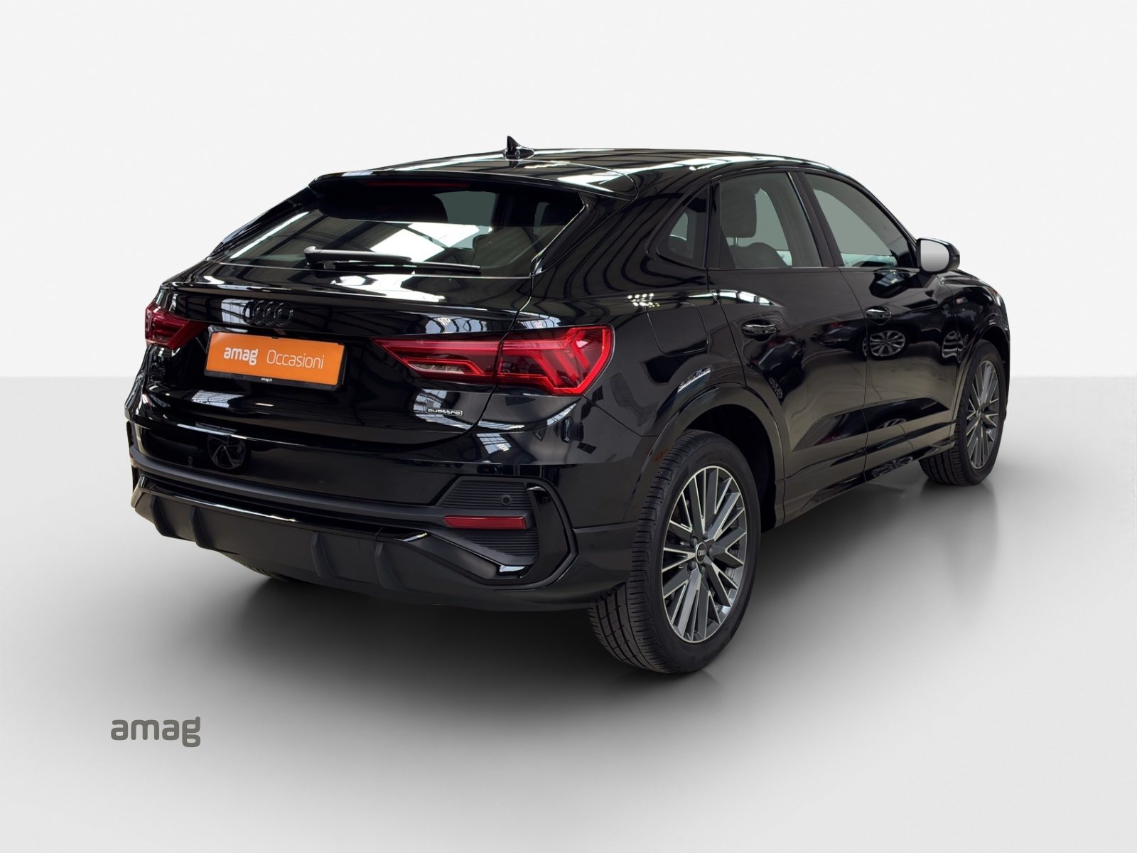 AUDI Q3 Sportback 35 TDI S line Attraction, Diesel, Second hand / Used, Automatic - 5