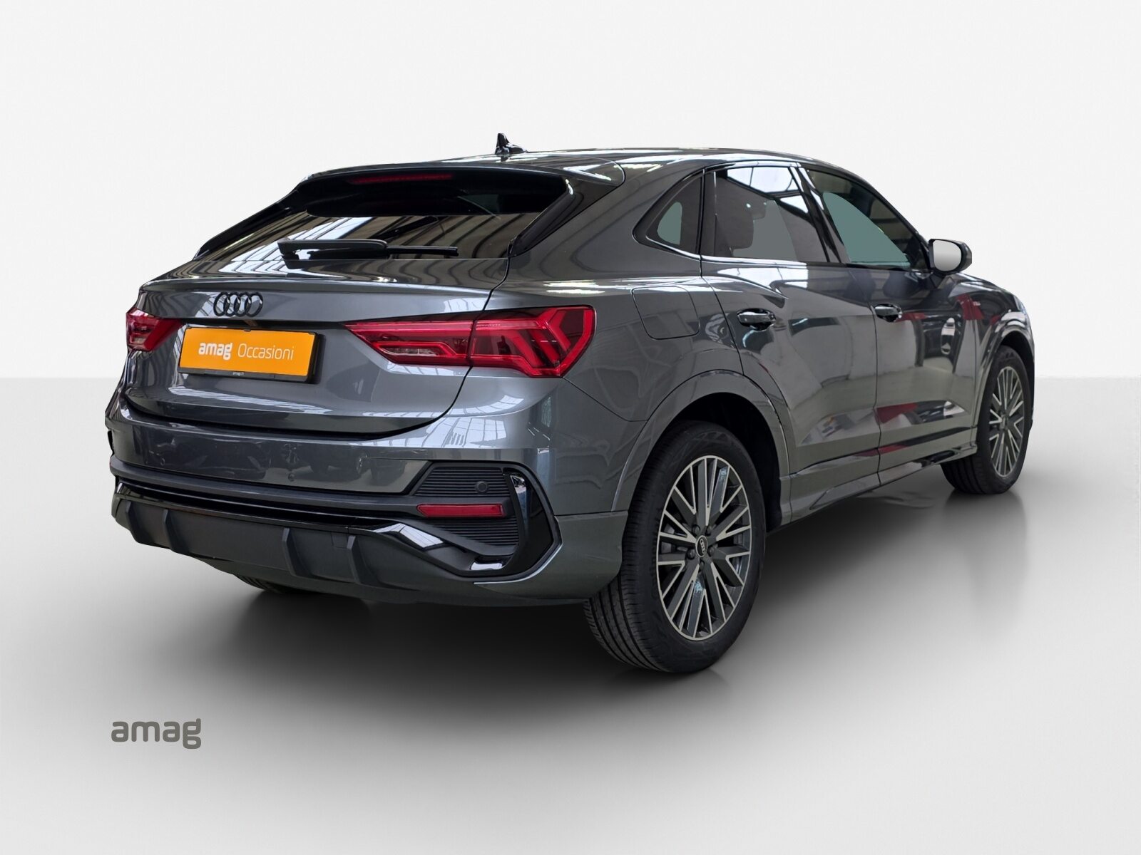 AUDI Q3 Sportback 35 TFSI S line Attraction, Benzin, Occasion / Gebraucht, Automatik - 5