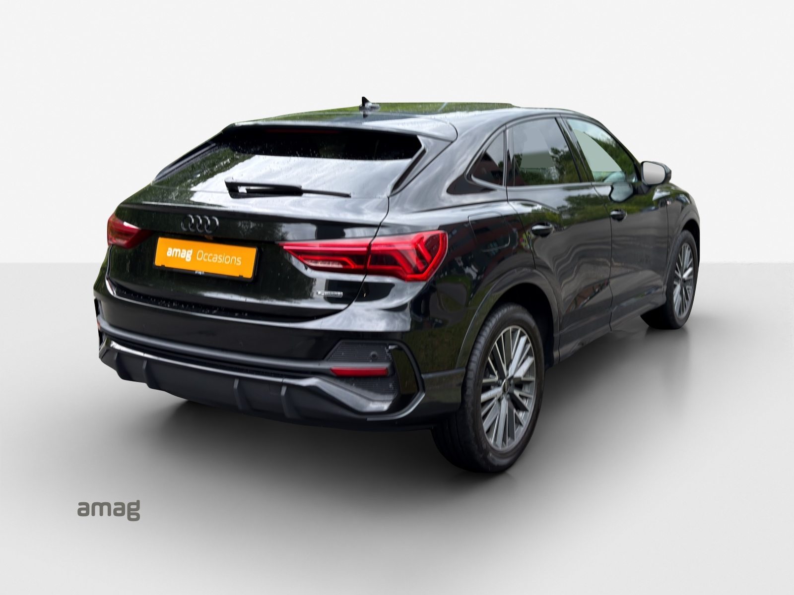 AUDI Q3 Sportback 40 TFSI S line, Benzin, Occasion / Gebraucht, Automatik - 5