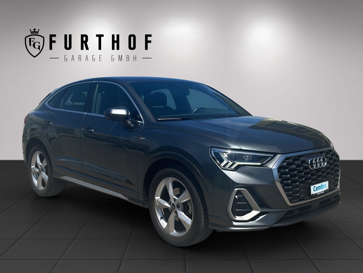 AUDI Q3 Sportback 35 TFSI S line Attraction S-tronic, Mild-Hybrid Benzin/Elektro, Occasion / Gebraucht, Automatik - 2