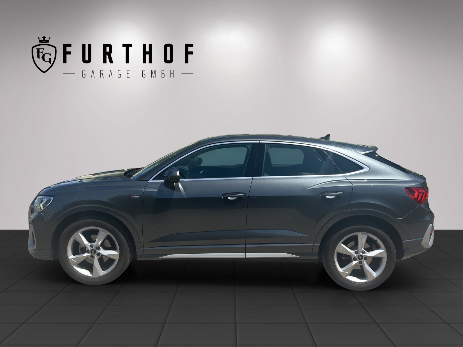 AUDI Q3 Sportback 35 TFSI S line Attraction S-tronic, Mild-Hybrid Benzin/Elektro, Occasion / Gebraucht, Automatik - 3