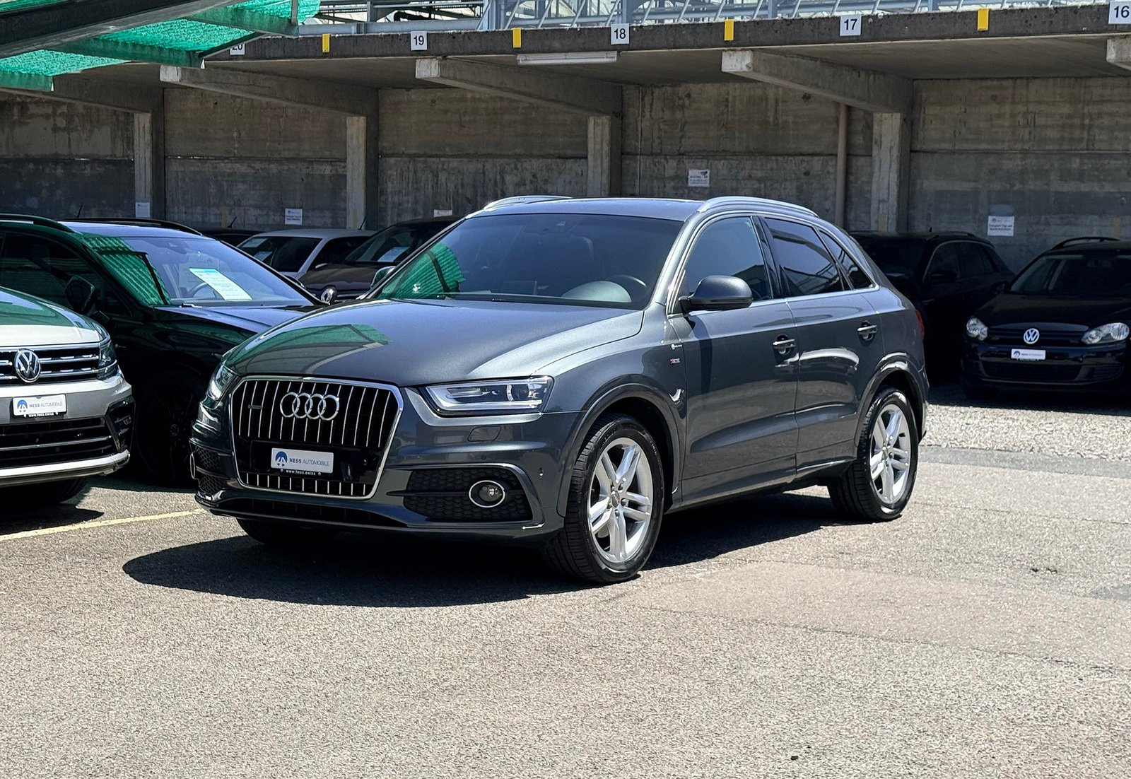 AUDI Q3 2.0 TFSI quattro S-tronic