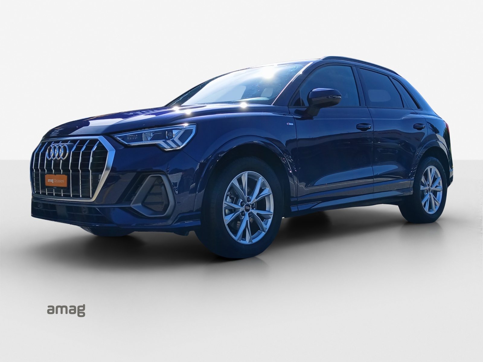 AUDI Q3 35 TFSI S line Attraction
