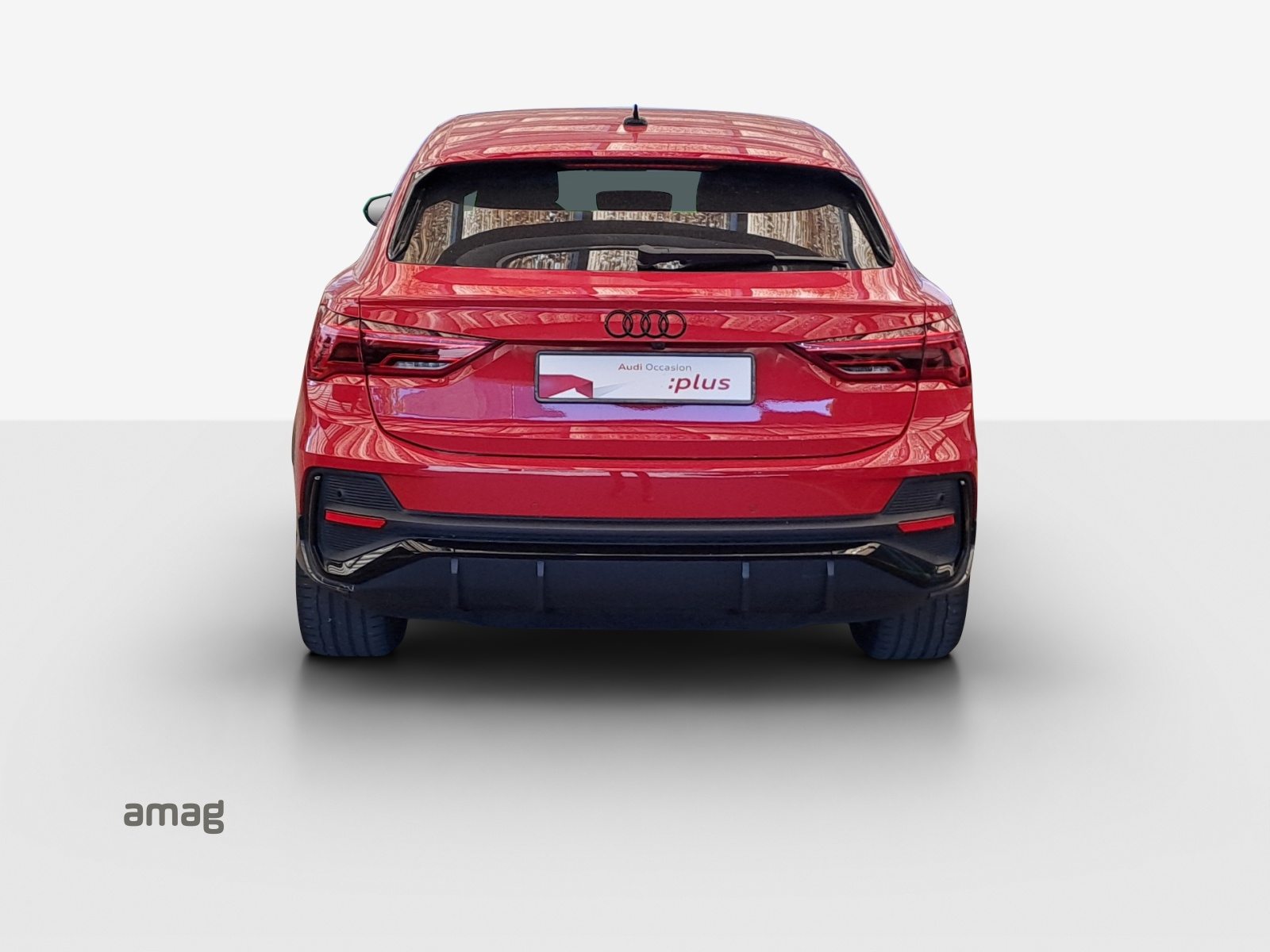 AUDI Q3 Sportback 35 TFSI S line Attraction, Benzin, Occasion / Gebraucht, Automatik - 4
