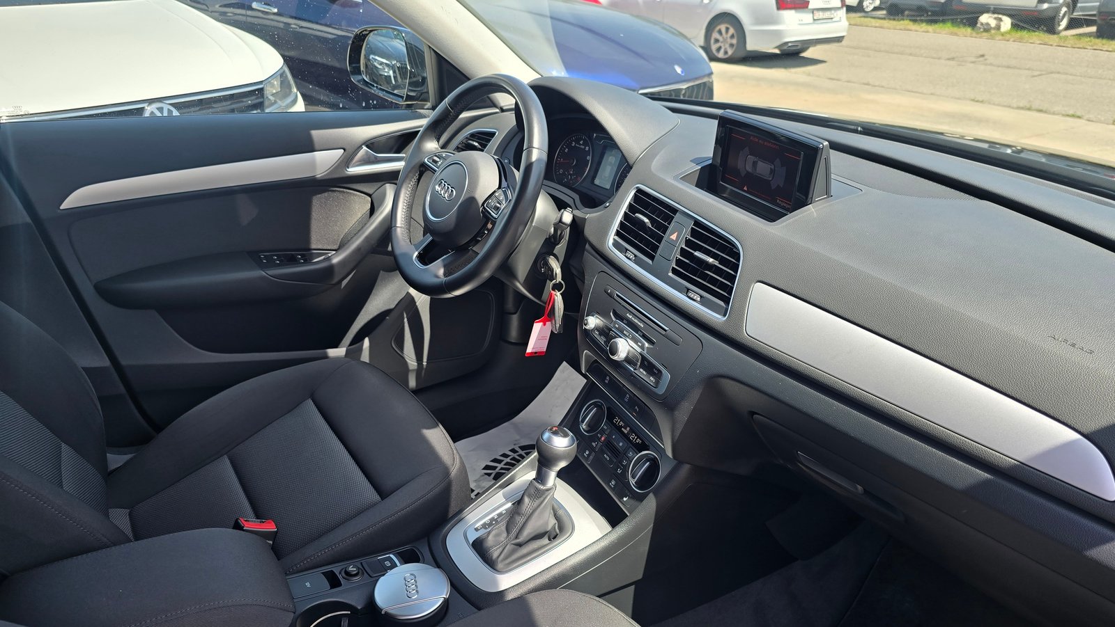 AUDI Q3 1.4 TFSI S-tronic, Essence, Occasion / Utilisé, Automatique - 7