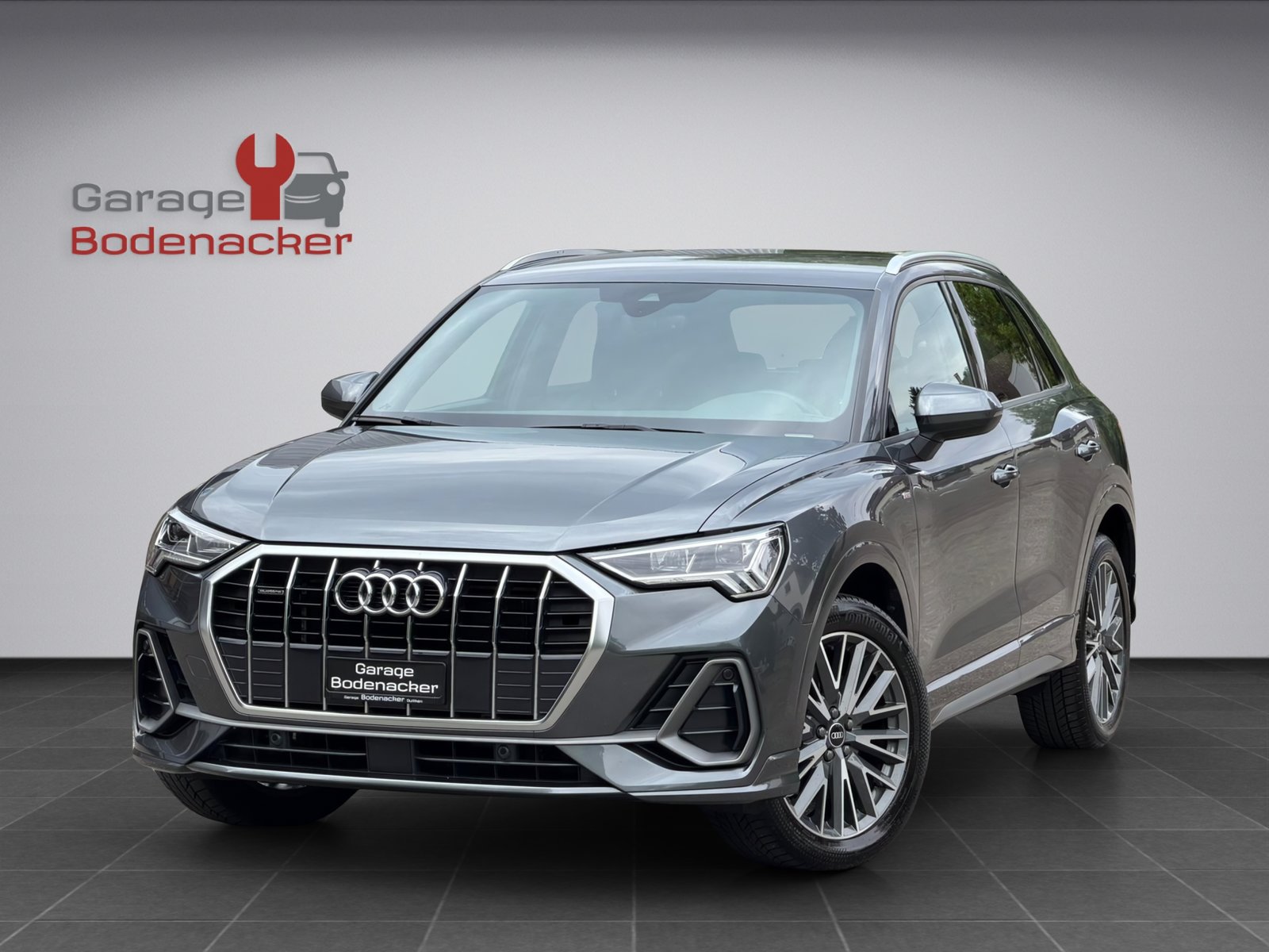 AUDI Q3 40 TDI S line quattro S-tronic