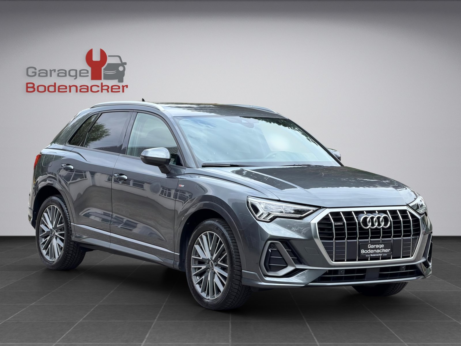AUDI Q3 40 TDI S line quattro S-tronic, Diesel, Occasion / Gebraucht, Automatik - 7