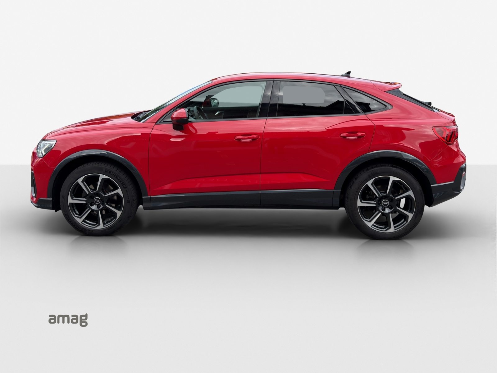 AUDI Q3 Sportback 35 TFSI Attraction, Benzina, Occasioni / Usate, Automatico - 2