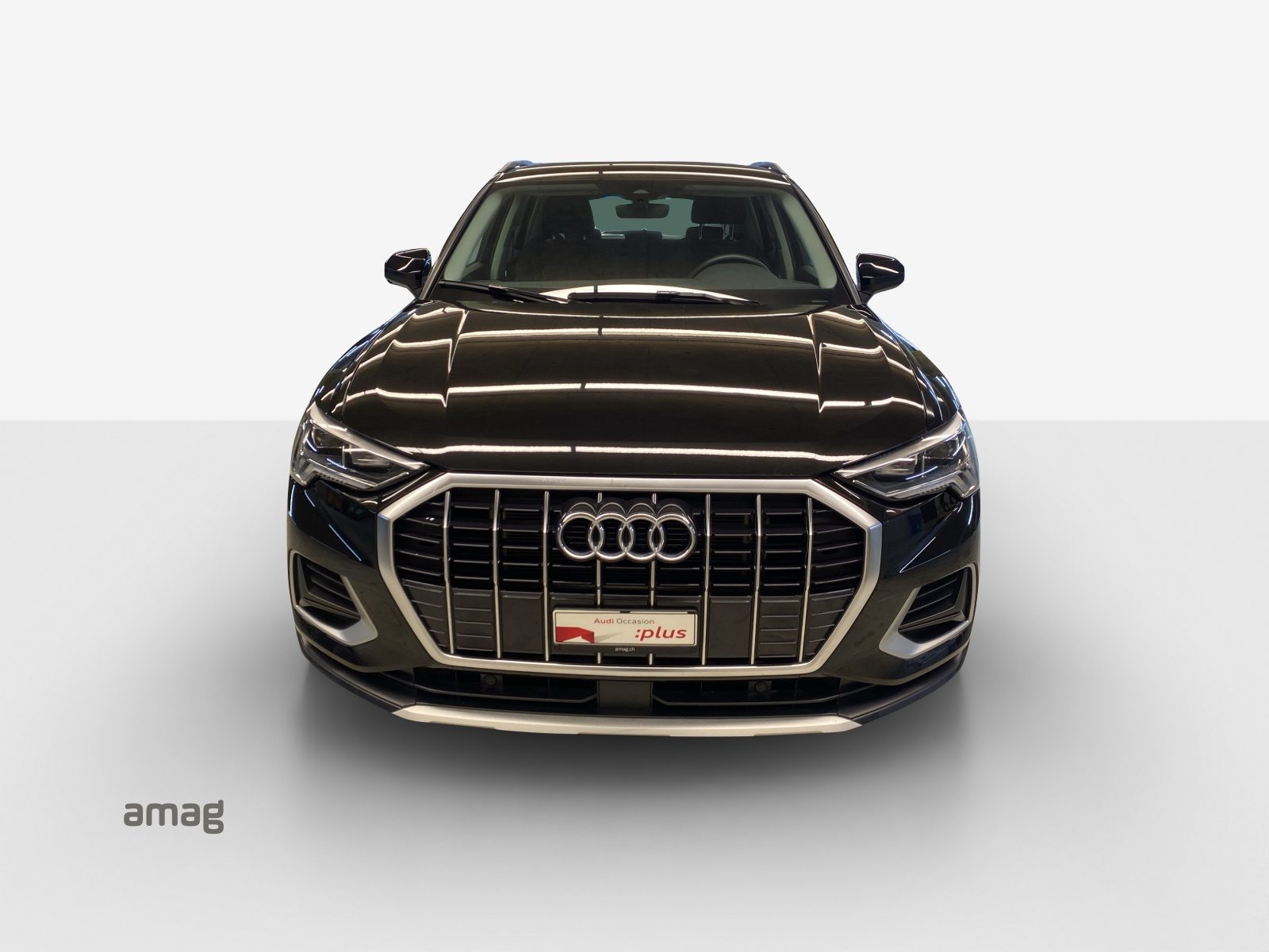 AUDI Q3 35 TFSI advanced Attraction, Benzin, Occasion / Gebraucht, Automatik - 7
