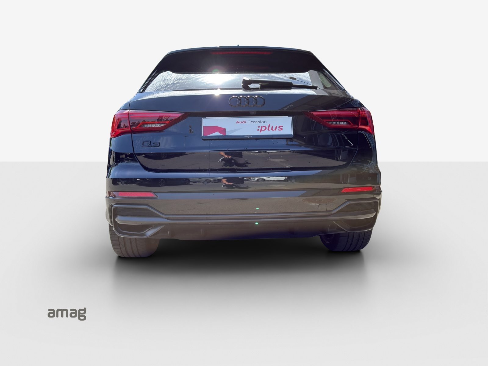 AUDI Q3 45 TFSI e S line Attraction, Voll-Hybrid Benzin/Elektro, Occasion / Gebraucht, Automatik - 5