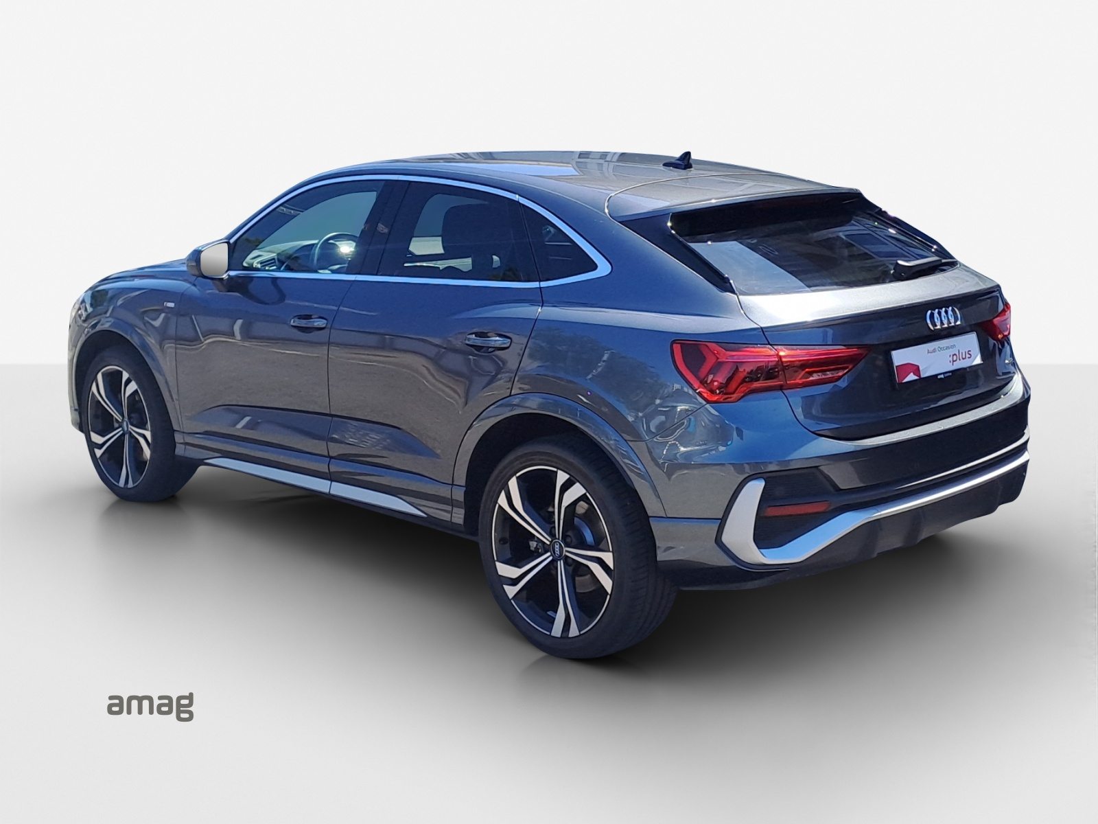 AUDI Q3 Sportback 40 TFSI S line, Benzin, Occasion / Gebraucht, Automatik - 3