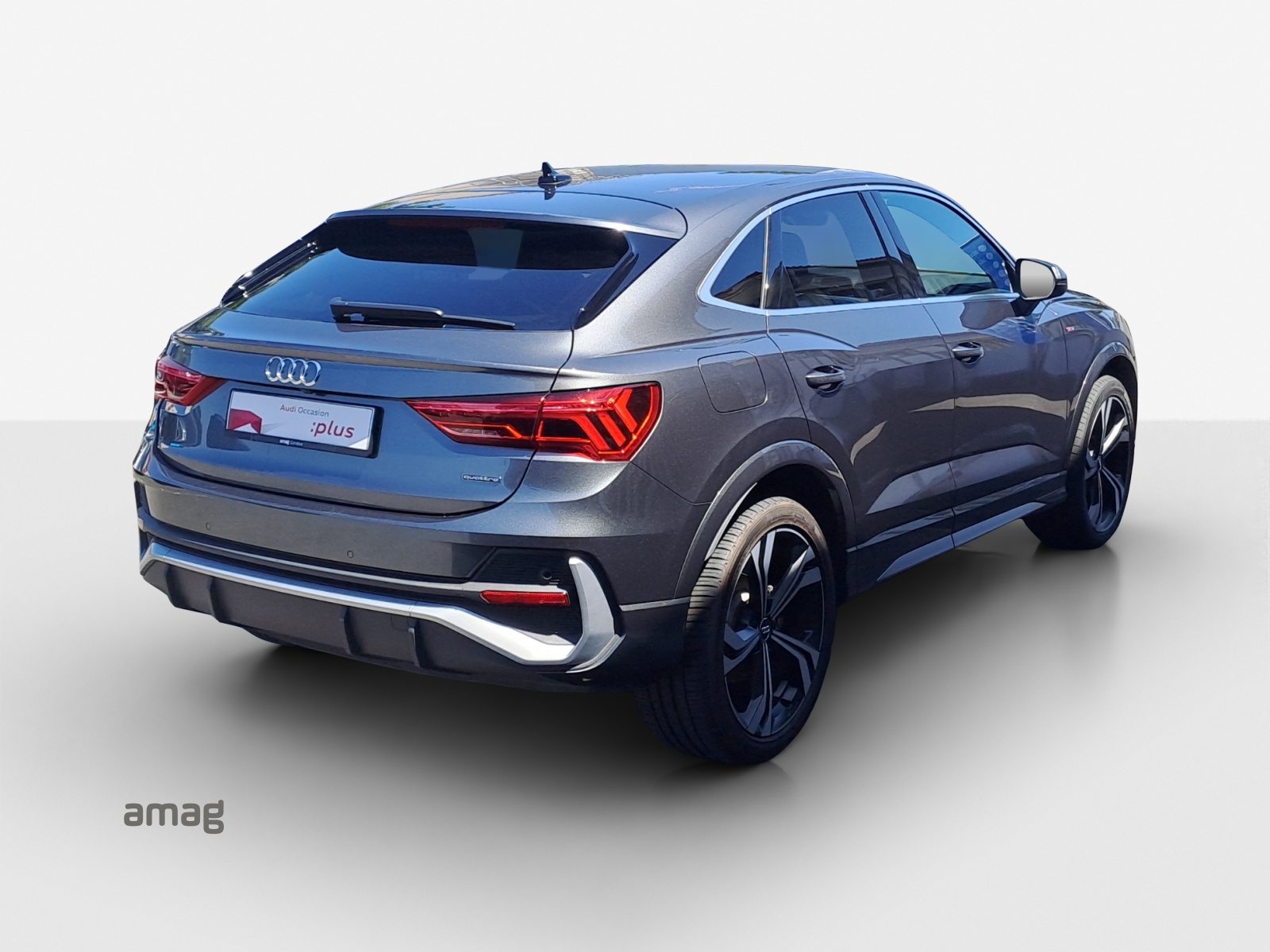 AUDI Q3 Sportback 40 TFSI S line, Benzin, Occasion / Gebraucht, Automatik - 5