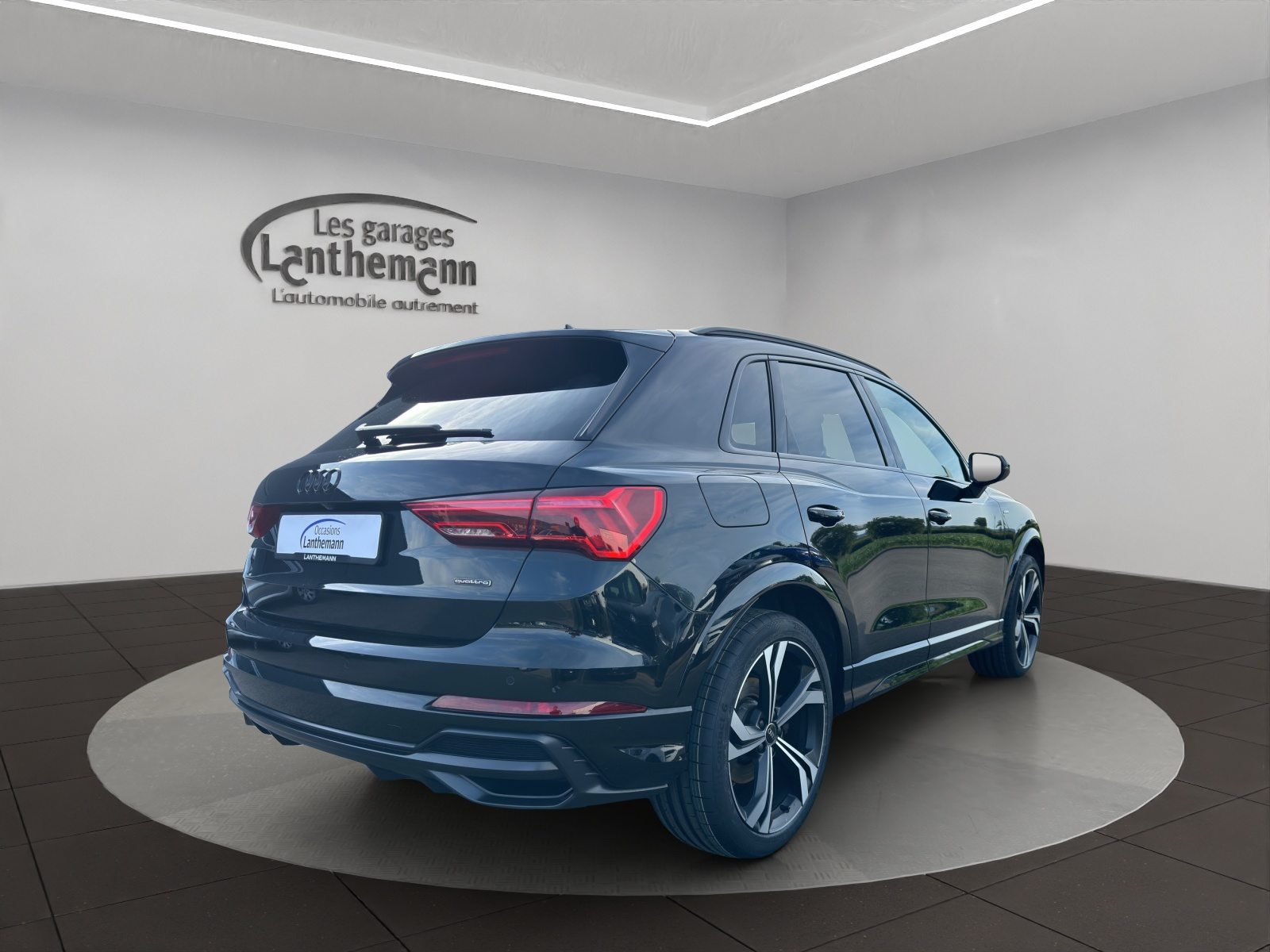 AUDI Q3 45 TFSI S line, Benzin, Occasion / Gebraucht, Automatik - 5