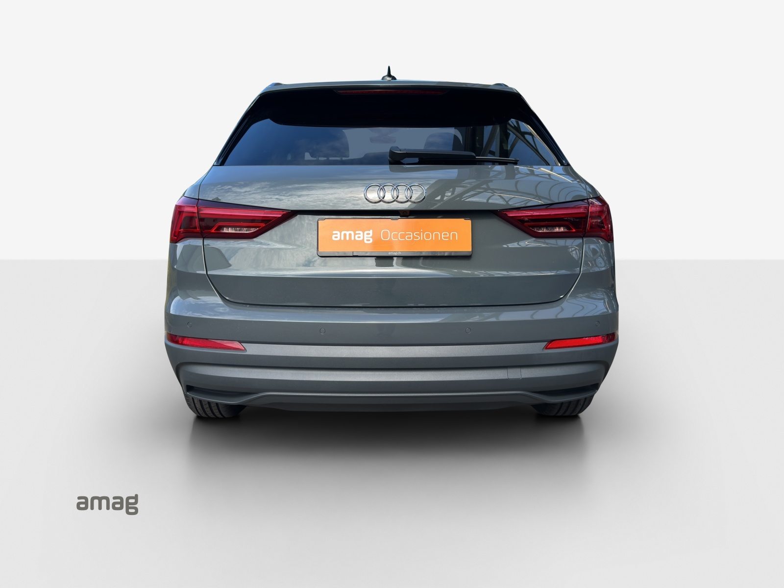 AUDI Q3 35 TFSI Attraction, Essence, Occasion / Utilisé, Automatique - 4