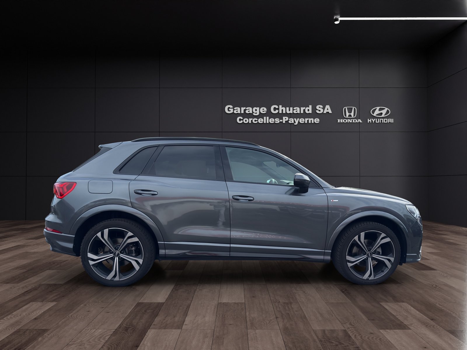 AUDI Q3 Sportback 35 TFSI S line Attraction S-tronic, Mild-Hybrid Benzin/Elektro, Occasion / Gebraucht, Automatik - 4