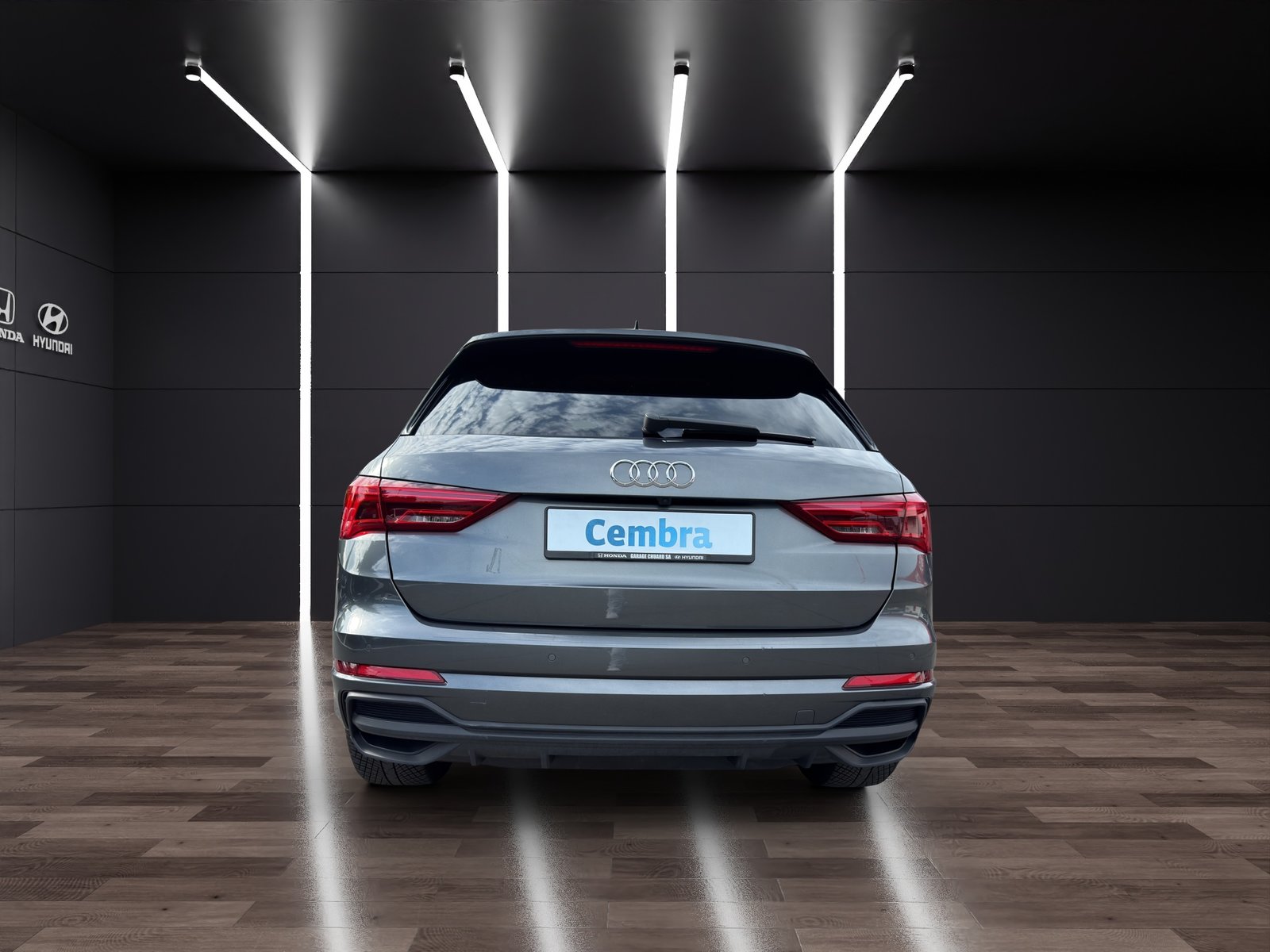 AUDI Q3 Sportback 35 TFSI S line Attraction S-tronic, Mild-Hybrid Benzin/Elektro, Occasion / Gebraucht, Automatik - 6