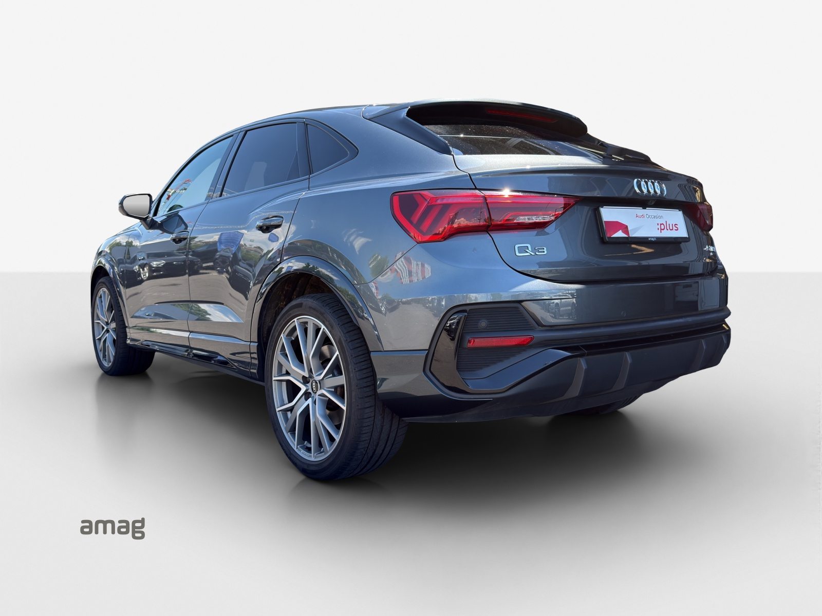 AUDI Q3 Sportback 45 TFSI S line, Essence, Occasion / Utilisé, Automatique - 3