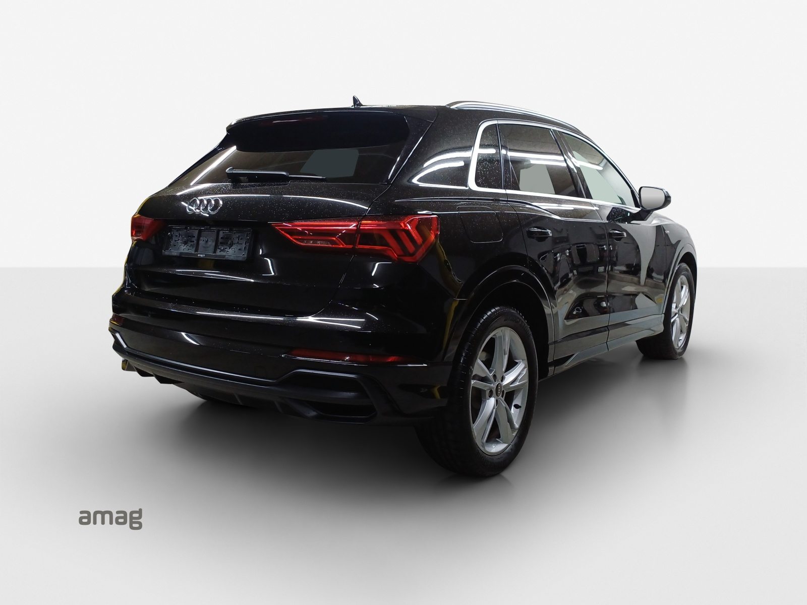 AUDI Q3 35 TFSI S line Attraction, Benzin, Occasion / Gebraucht, Automatik - 5