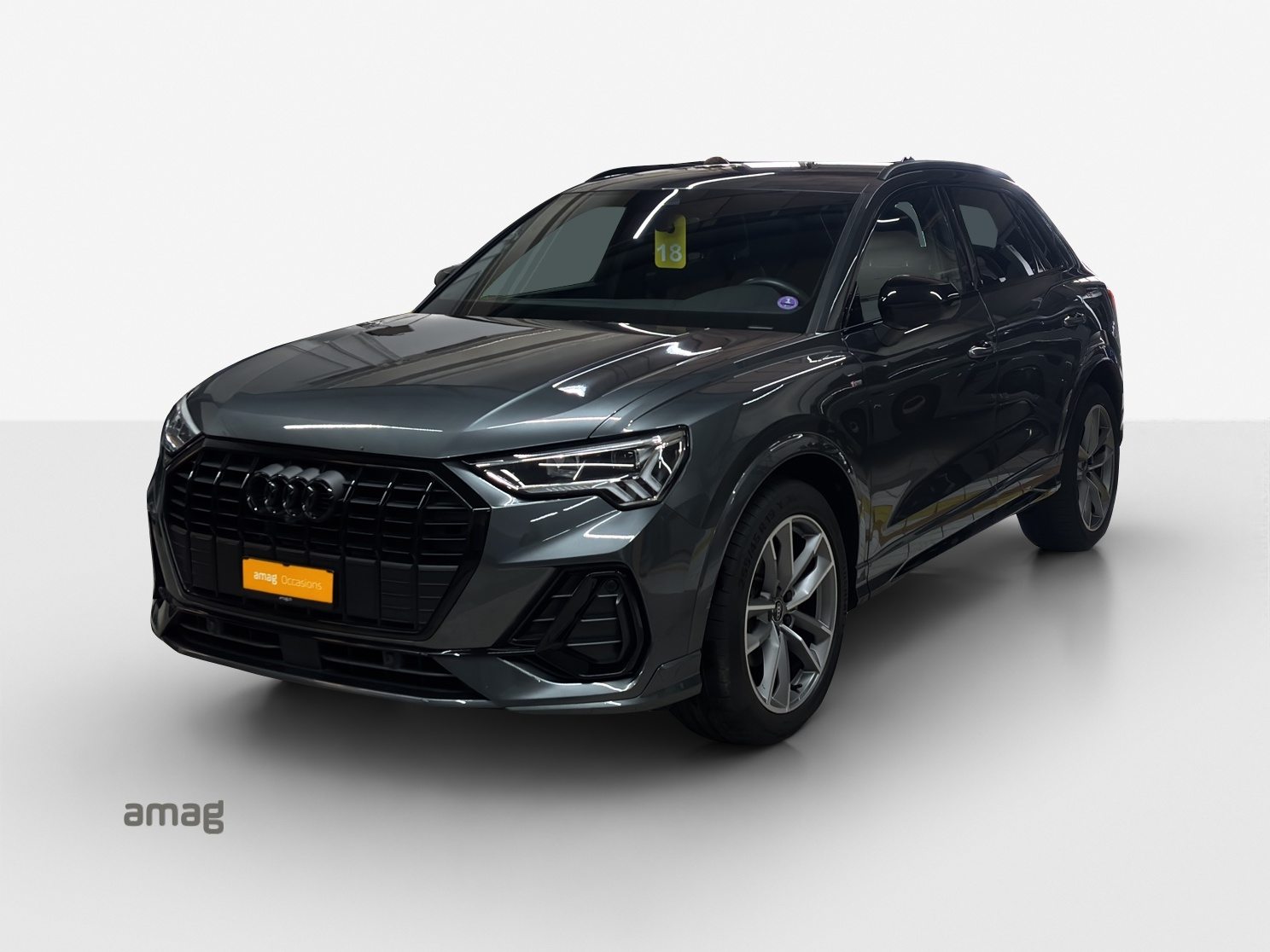 AUDI Q3 35 TFSI S line Attraction