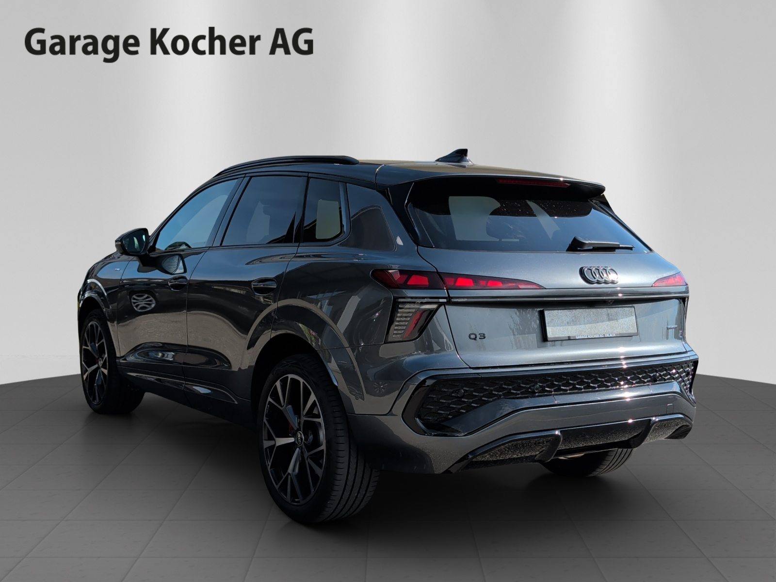 AUDI Q3 SUV TFSI 195 kW, Essence, Occasion / Utilisé, Automatique - 5