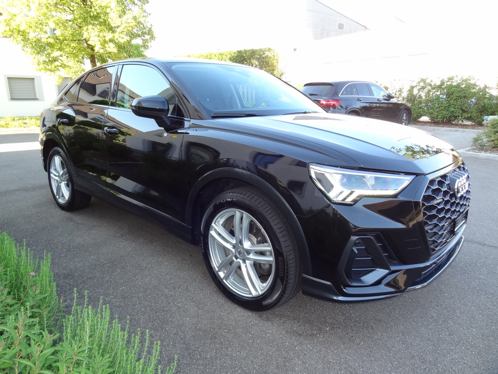 AUDI Q3 Sportback 40 TFSI quattro S-tronic, Benzin, Occasion / Gebraucht, Automatik - 6
