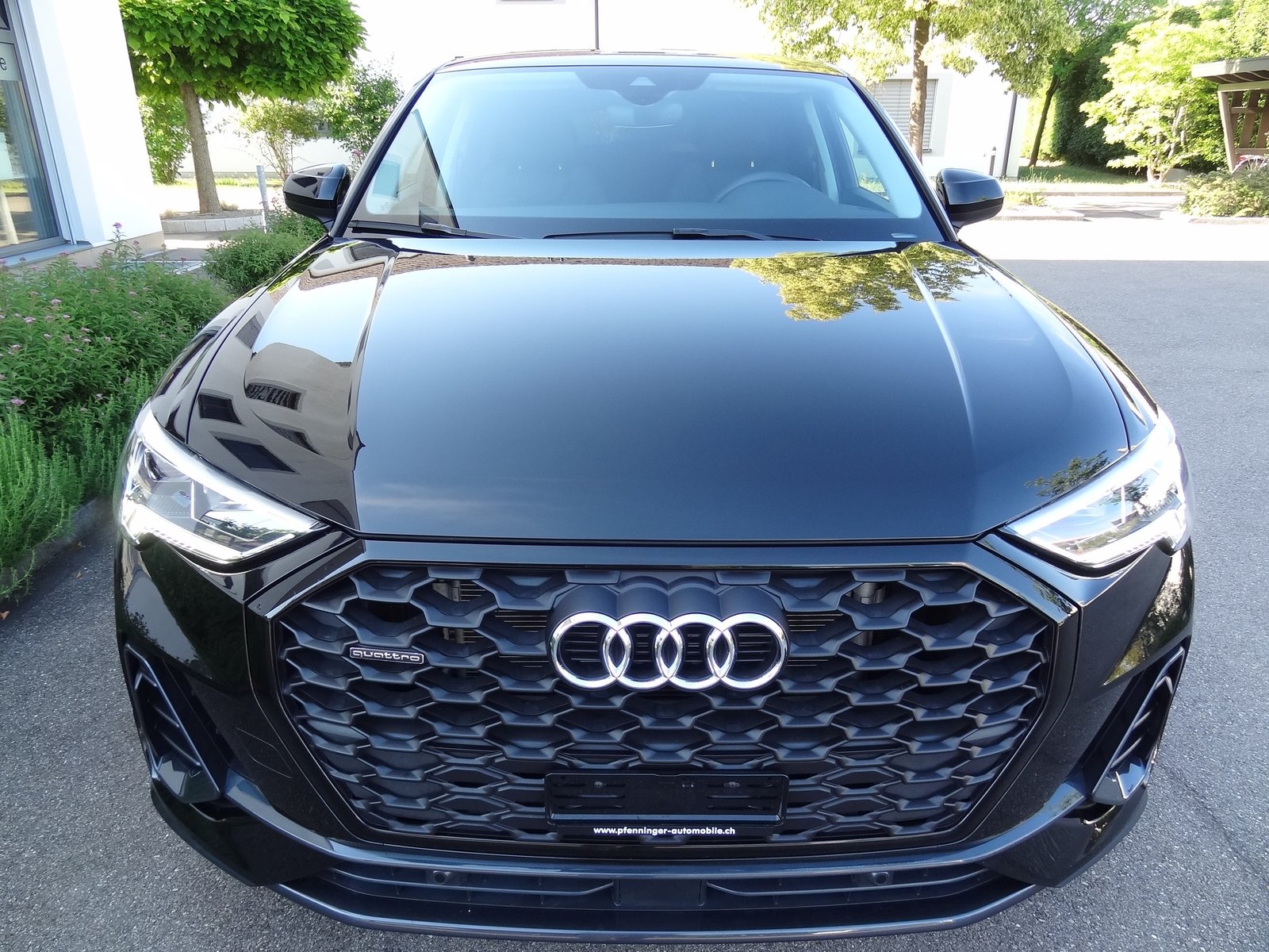 AUDI Q3 Sportback 40 TFSI quattro S-tronic, Benzin, Occasion / Gebraucht, Automatik - 7