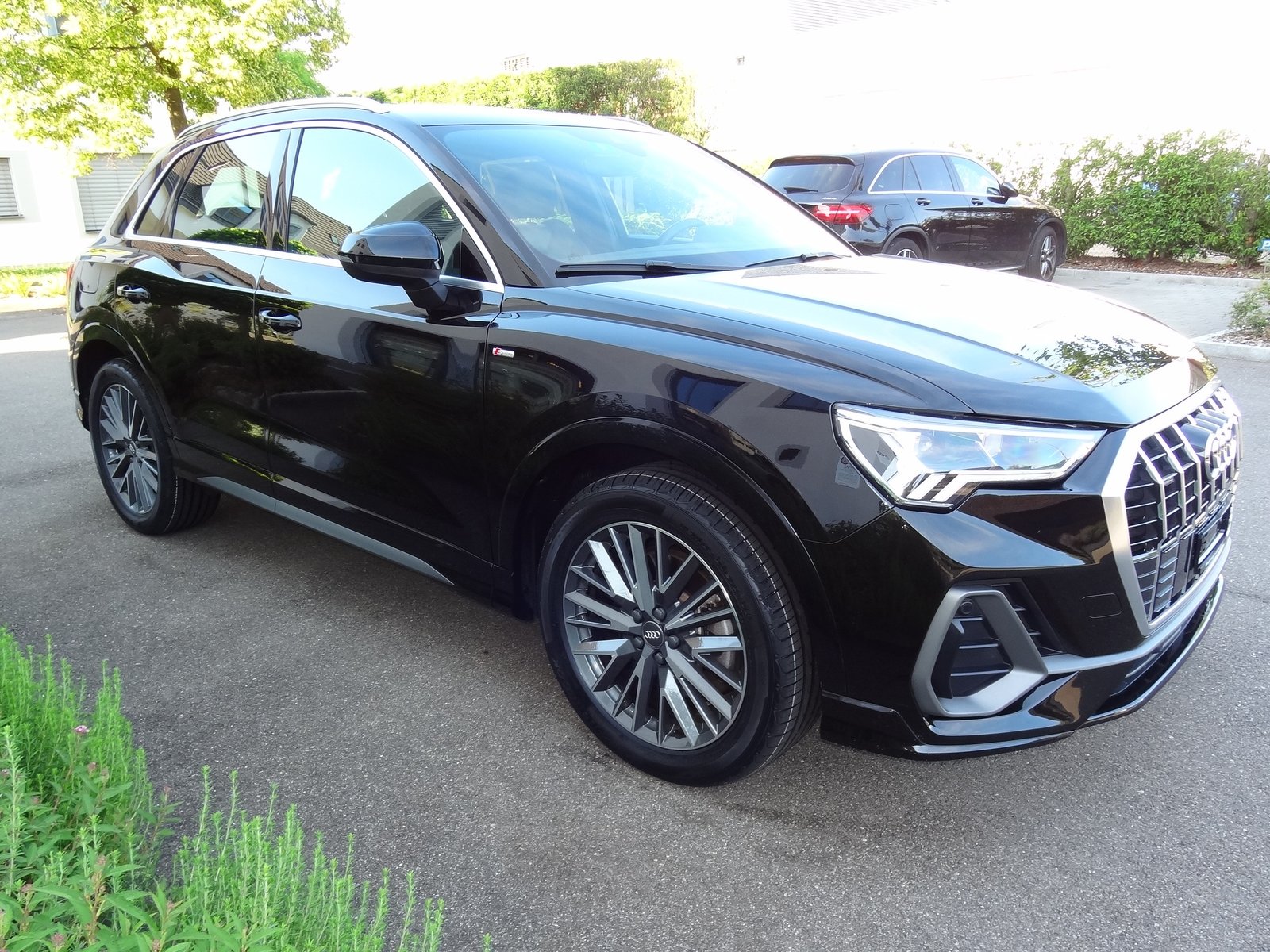 AUDI Q3 45 TFSI S line quattro S-tronic, Benzin, Occasion / Gebraucht, Automatik - 6