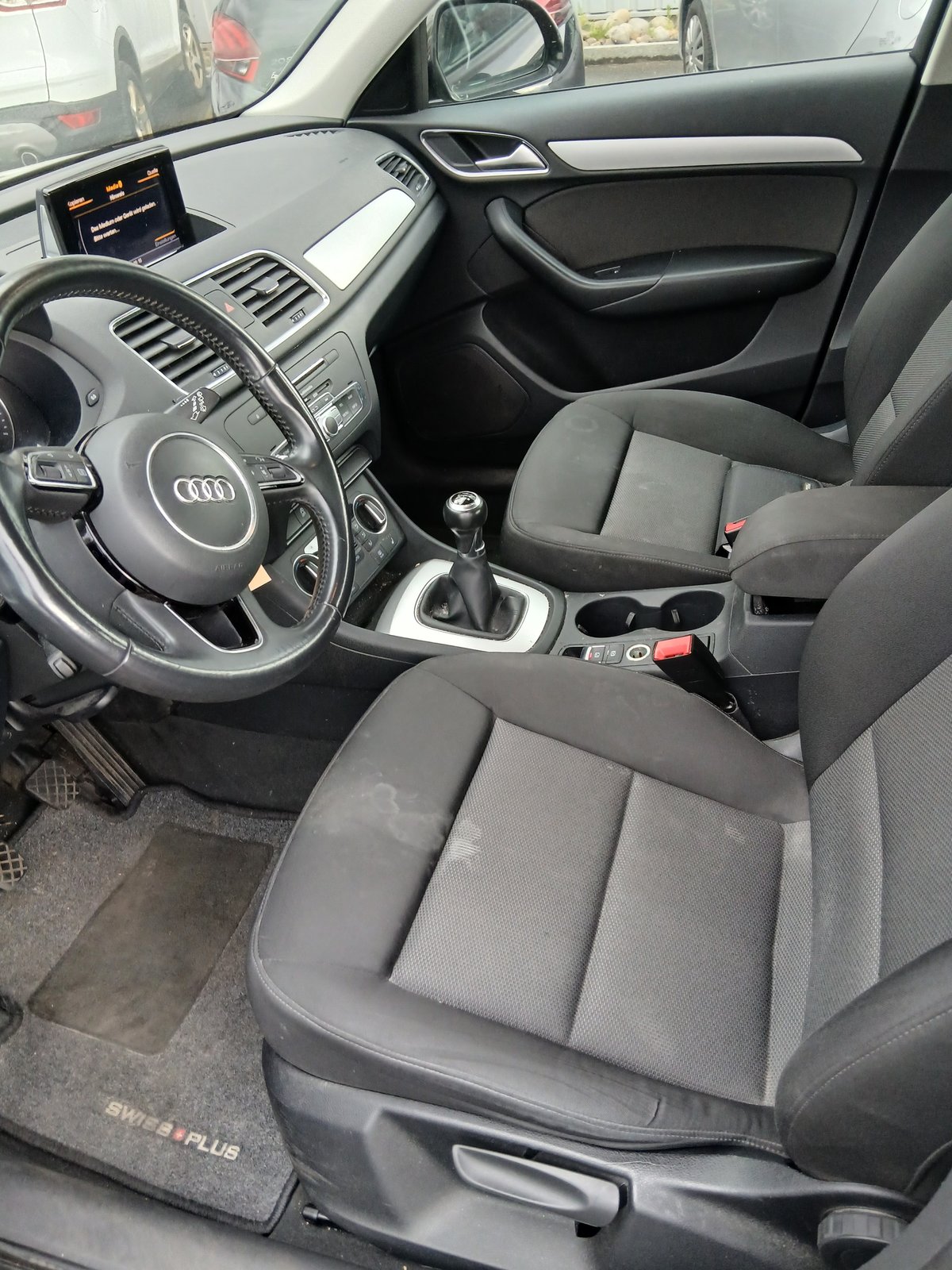 AUDI Q3 2.0 TDI design, Diesel, Occasion / Gebraucht, Handschaltung - 5