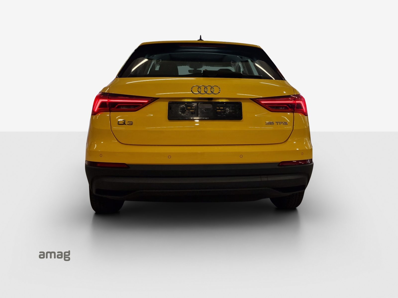 AUDI Q3 35 TFSI Attraction, Benzin, Occasion / Gebraucht, Automatik - 4