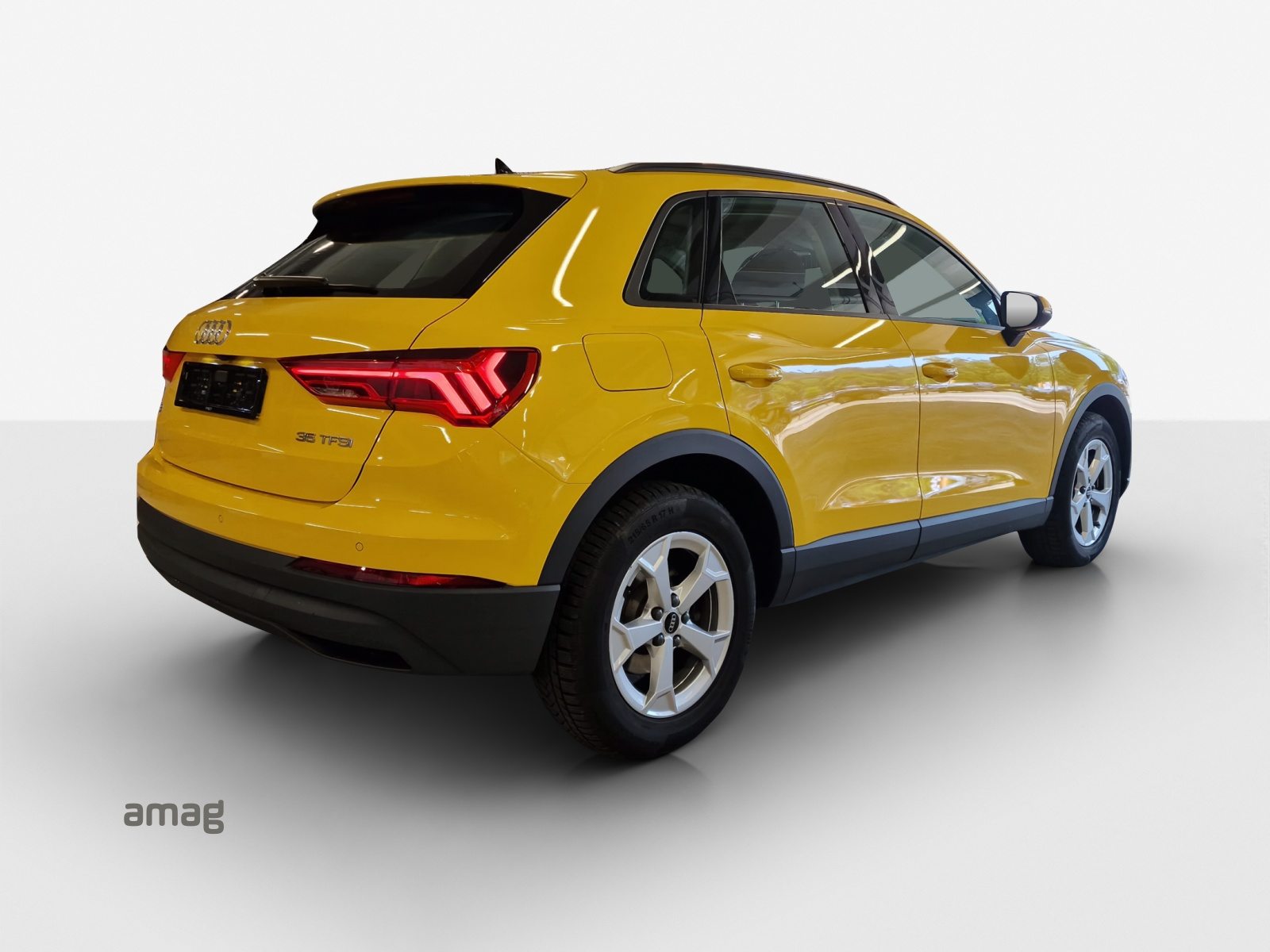 AUDI Q3 35 TFSI Attraction, Benzin, Occasion / Gebraucht, Automatik - 5