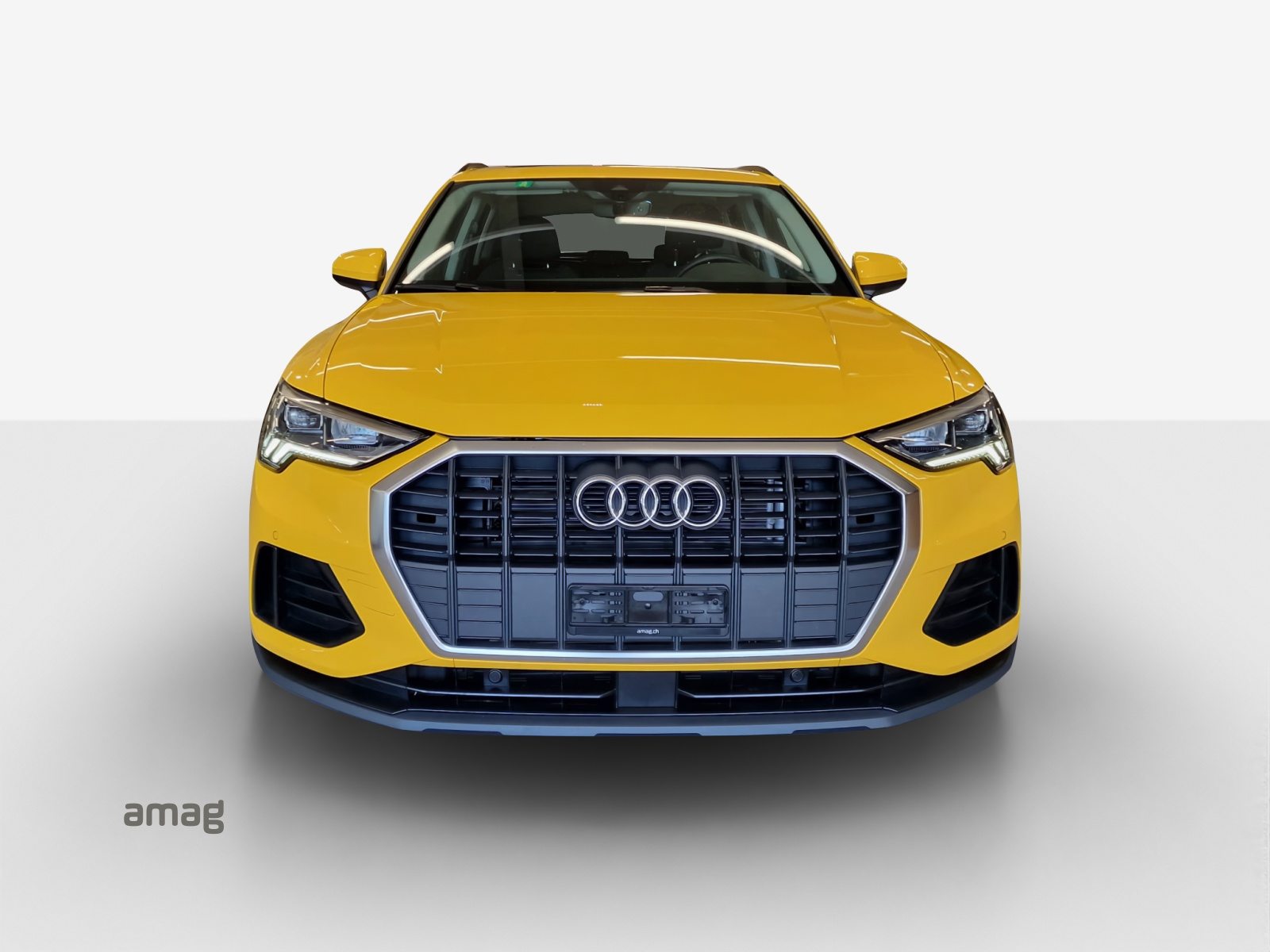 AUDI Q3 35 TFSI Attraction, Benzin, Occasion / Gebraucht, Automatik - 7