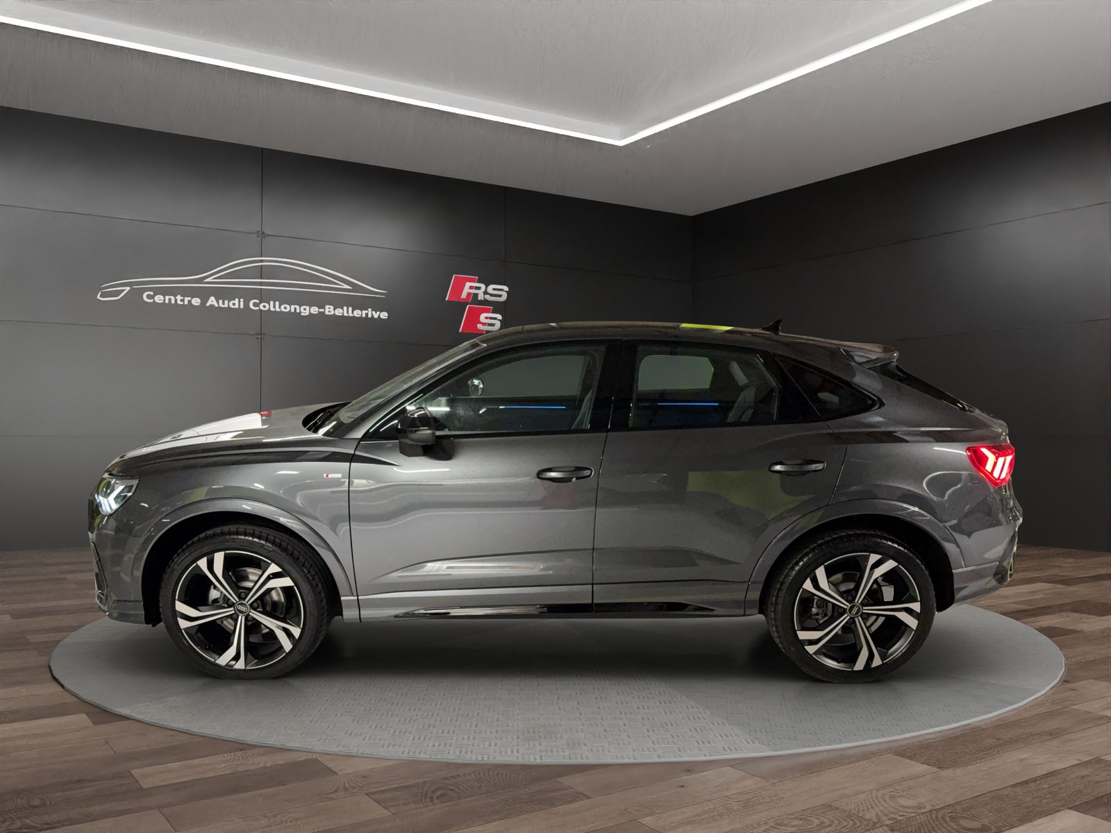AUDI Q3 Sportback 35 TFSI S line Attraction, Essence, Occasion / Utilisé, Automatique - 3