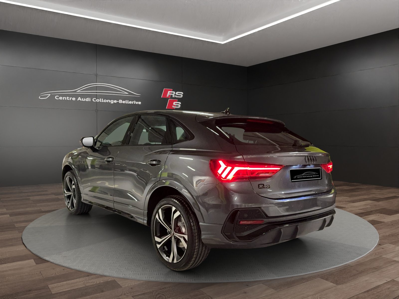 AUDI Q3 Sportback 35 TFSI S line Attraction, Essence, Occasion / Utilisé, Automatique - 4