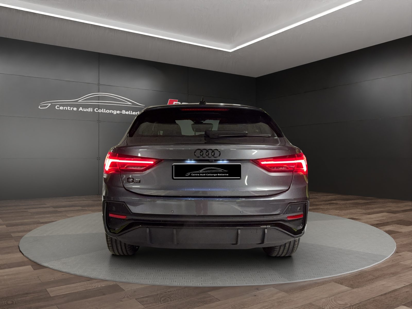 AUDI Q3 Sportback 35 TFSI S line Attraction, Essence, Occasion / Utilisé, Automatique - 5