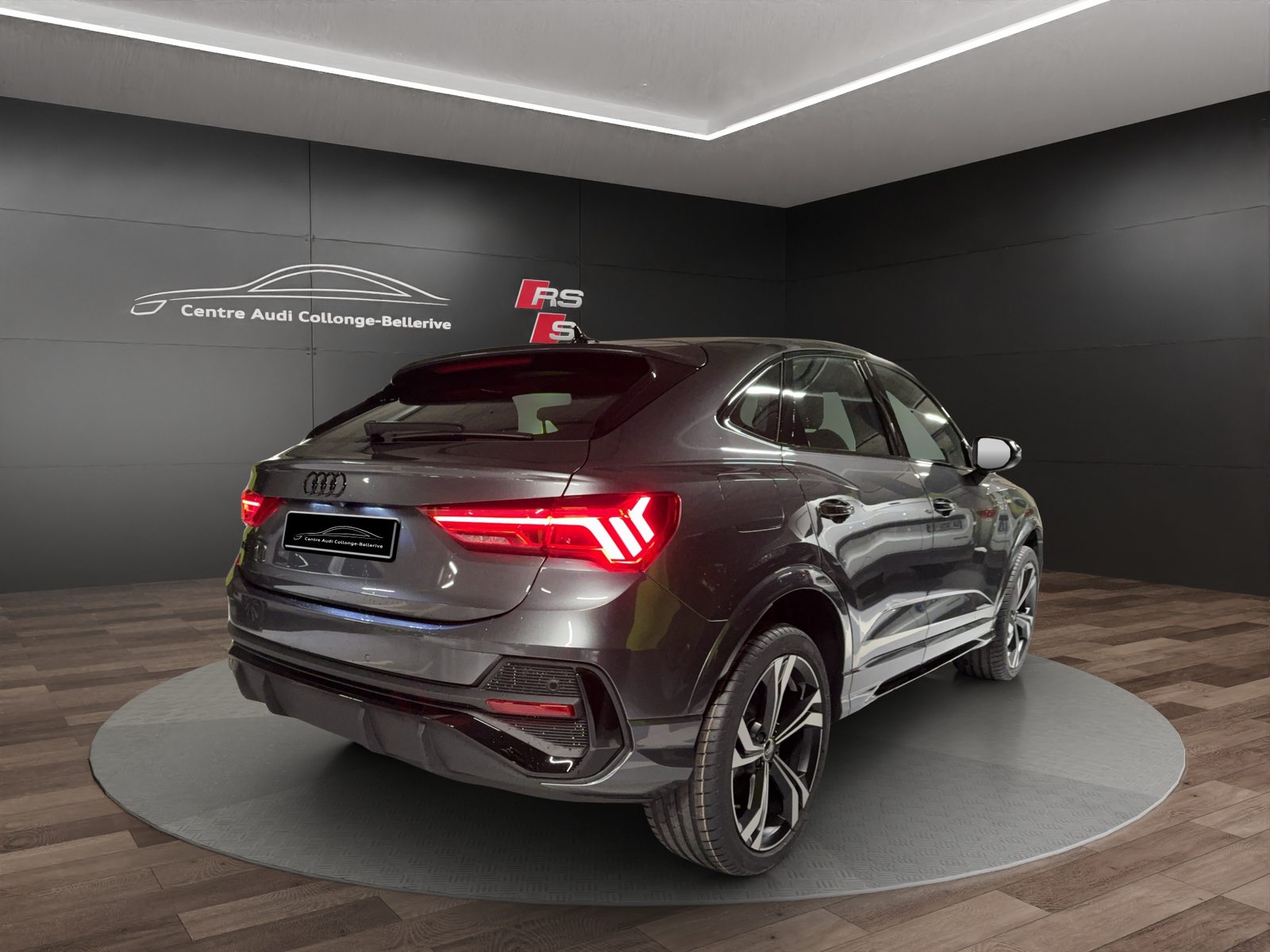 AUDI Q3 Sportback 35 TFSI S line Attraction, Essence, Occasion / Utilisé, Automatique - 6