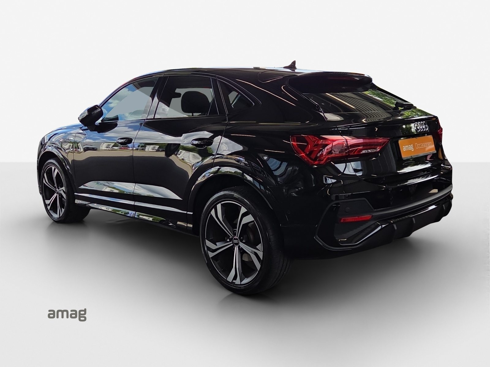 AUDI Q3 Sportback 35 TFSI S line Attraction, Essence, Occasion / Utilisé, Automatique - 3