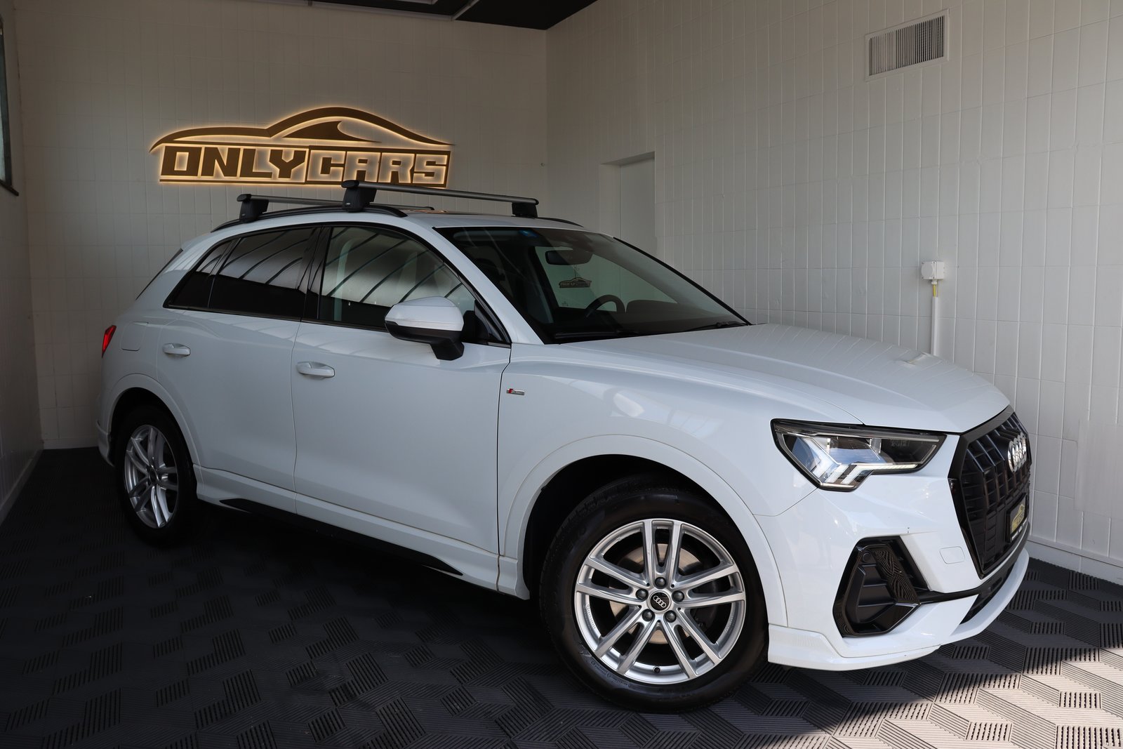 AUDI Q3 35 TDI S line Attraction quattro S-tronic, Diesel, Second hand / Used, Automatic - 7