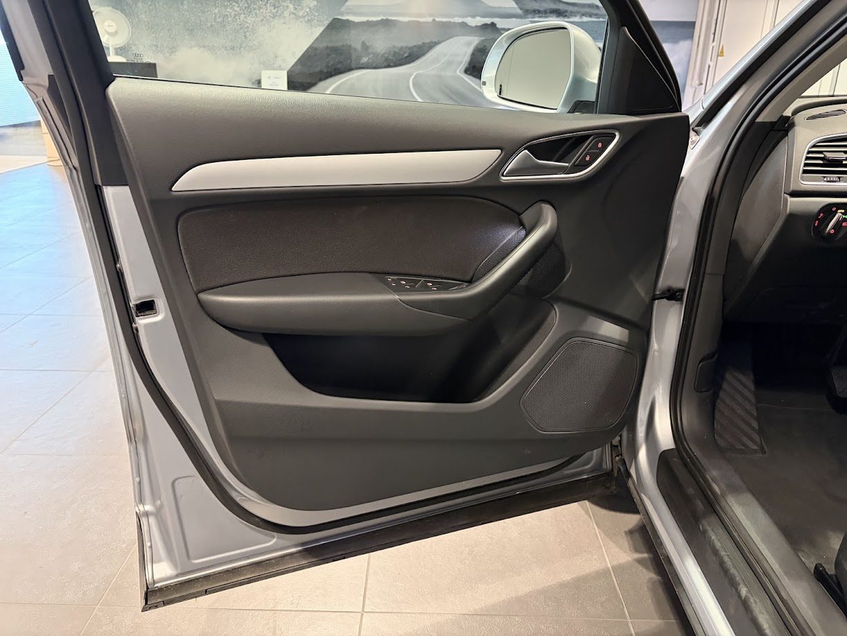 AUDI Q3, Diesel, Occasion / Gebraucht, Automatik - 3