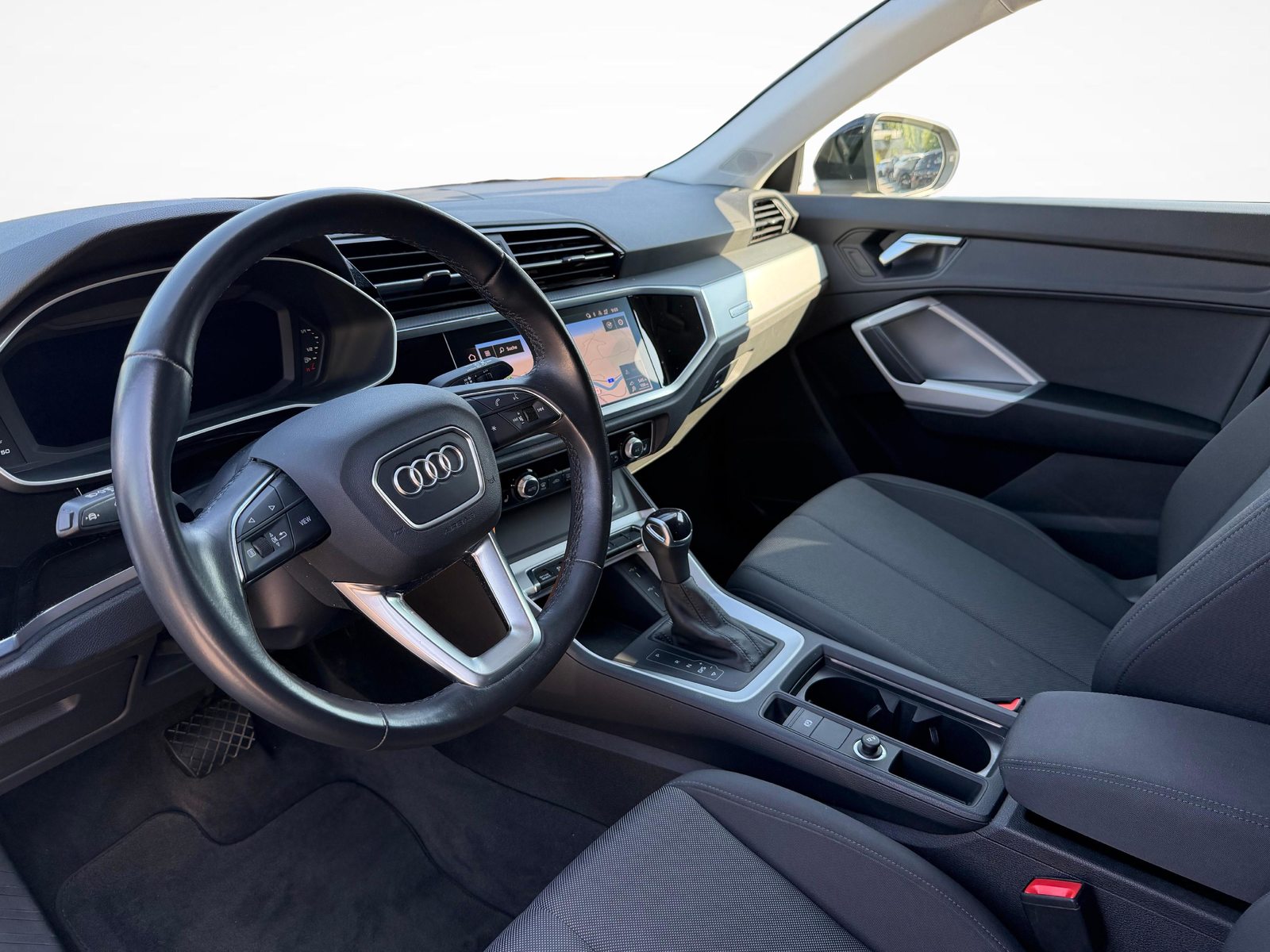 AUDI Q3 Sportback 2.0 35 TDI Attraction quattro S-Tronic, Diesel, Occasion / Utilisé, Automatique - 4