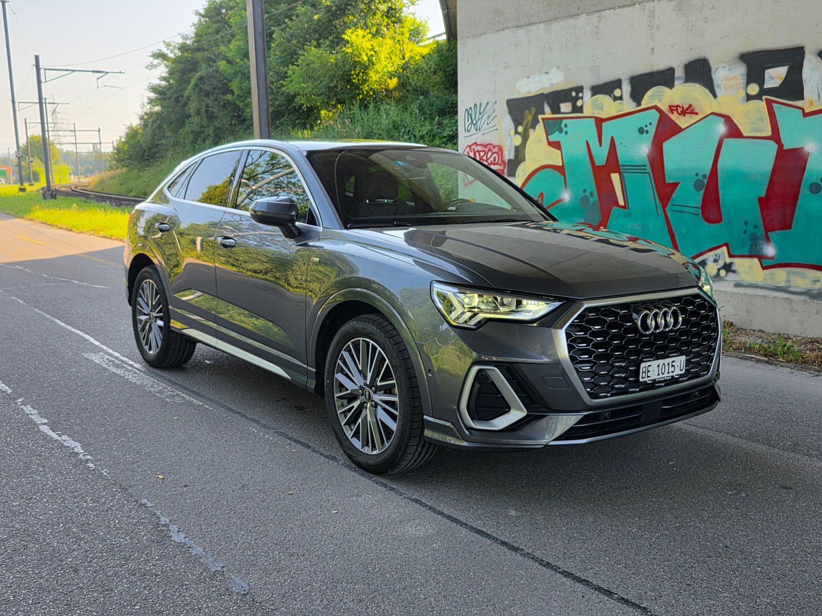AUDI Q3 Sportback 35 TFSI S line Attraction S-tronic, Mild-Hybrid Benzin/Elektro, Occasion / Gebraucht, Automatik - 5