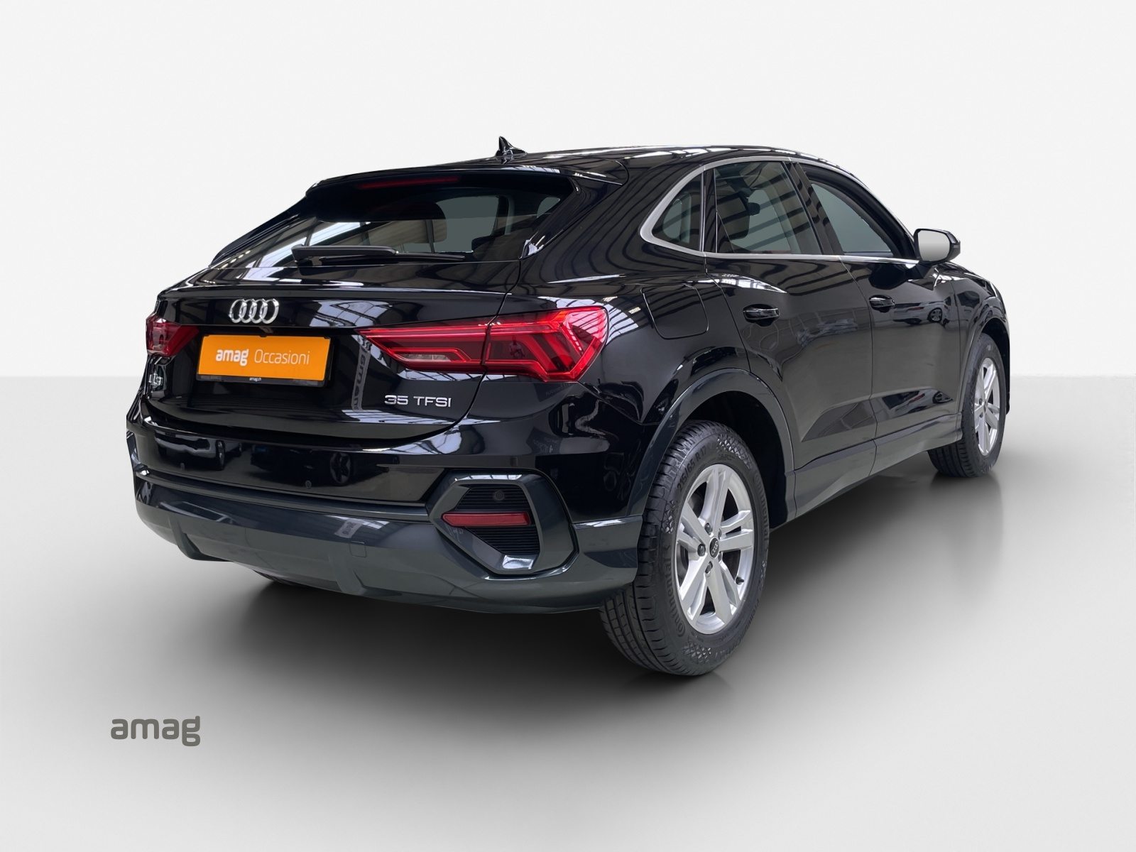 AUDI Q3 Sportback 35 TFSI Attraction, Petrol, Second hand / Used, Automatic - 5