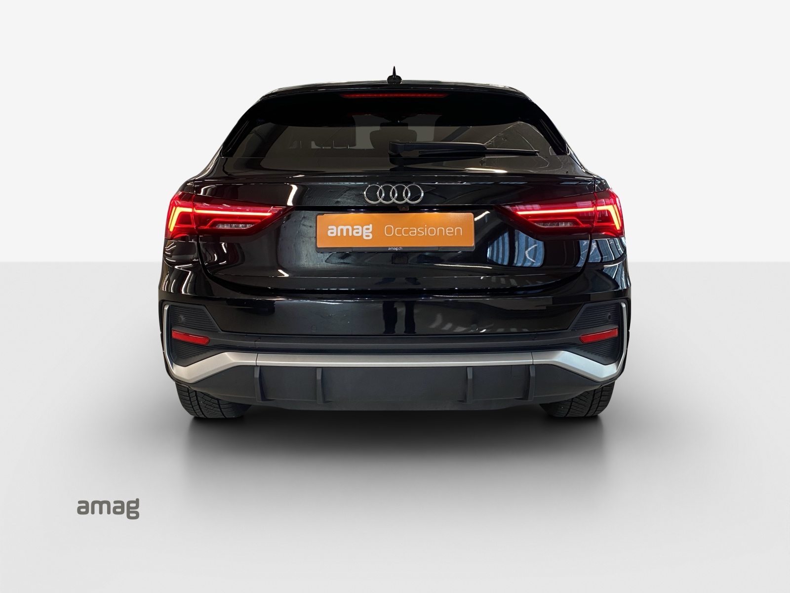 AUDI Q3 Sportback 35 TFSI S line Attraction, Essence, Occasion / Utilisé, Automatique - 4