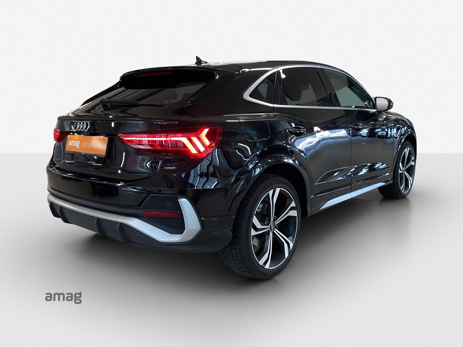 AUDI Q3 Sportback 35 TFSI S line Attraction, Essence, Occasion / Utilisé, Automatique - 5