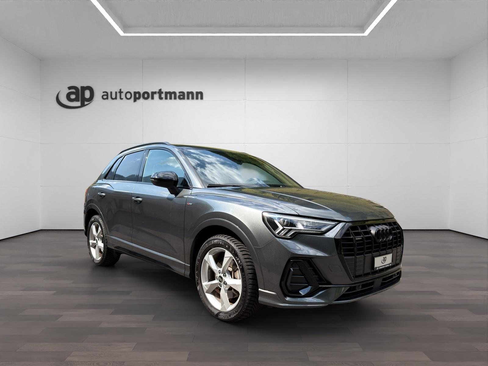 AUDI Q3 2.0 40 TDI S line quattro S-Tronic