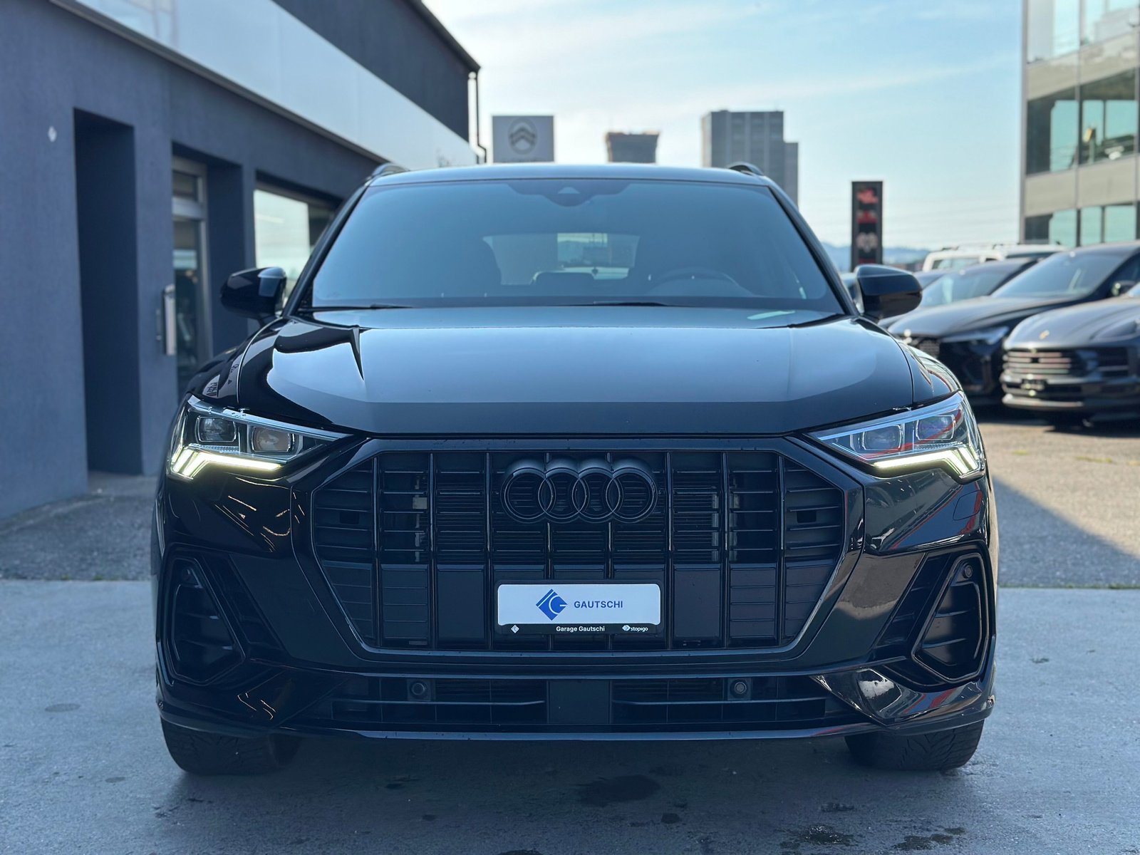 AUDI Q3 45 TFSI e S line S-tronic, Plug-in-Hybrid Petrol/Electric, Second hand / Used, Automatic - 2