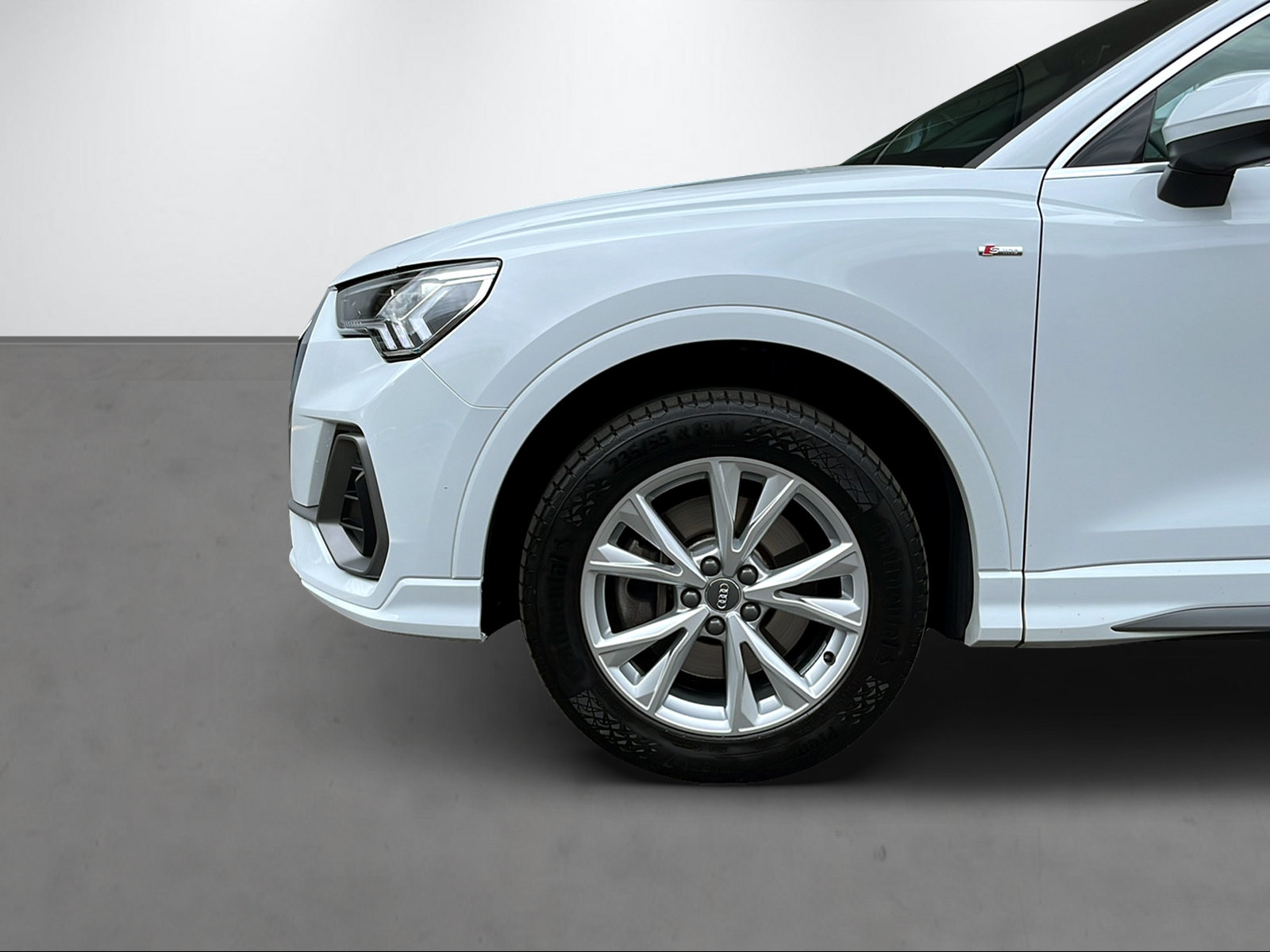 AUDI Q3 2.0 45 TFSI S line quattro S-Tronic, Petrol, Second hand / Used, Automatic - 5