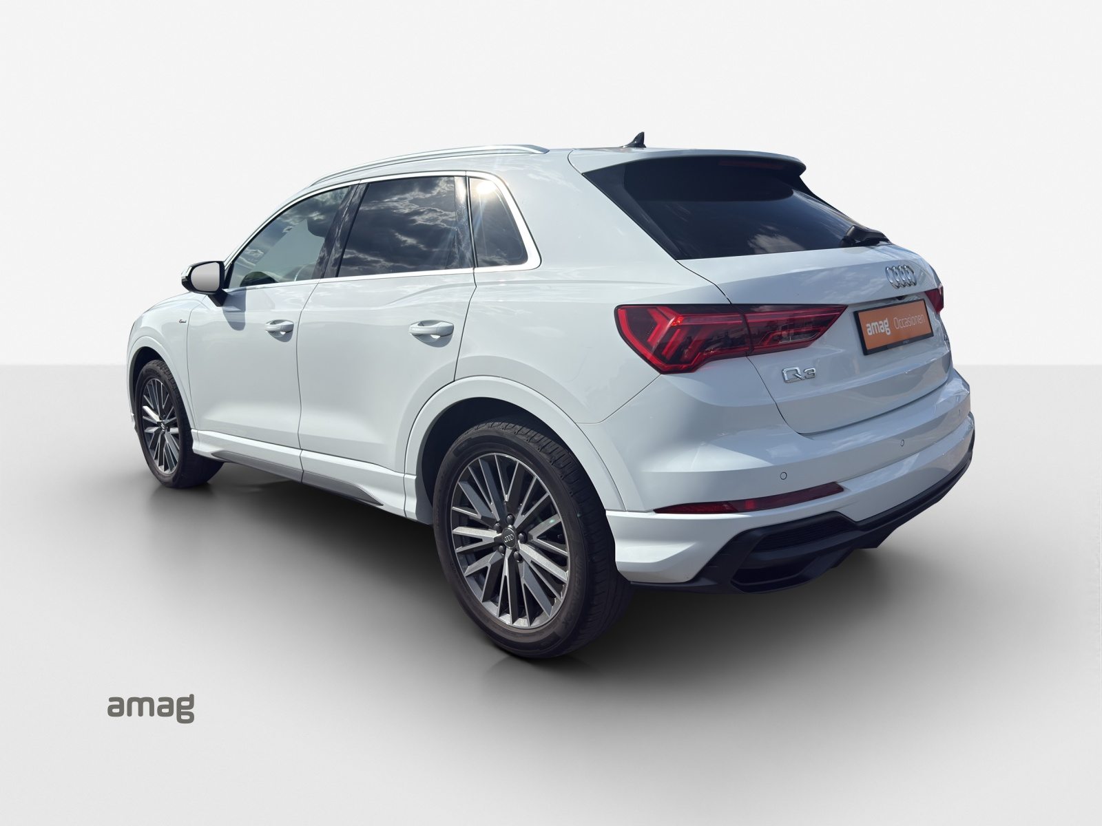 AUDI Q3 45 TFSI S line, Benzin, Occasion / Gebraucht, Automatik - 3