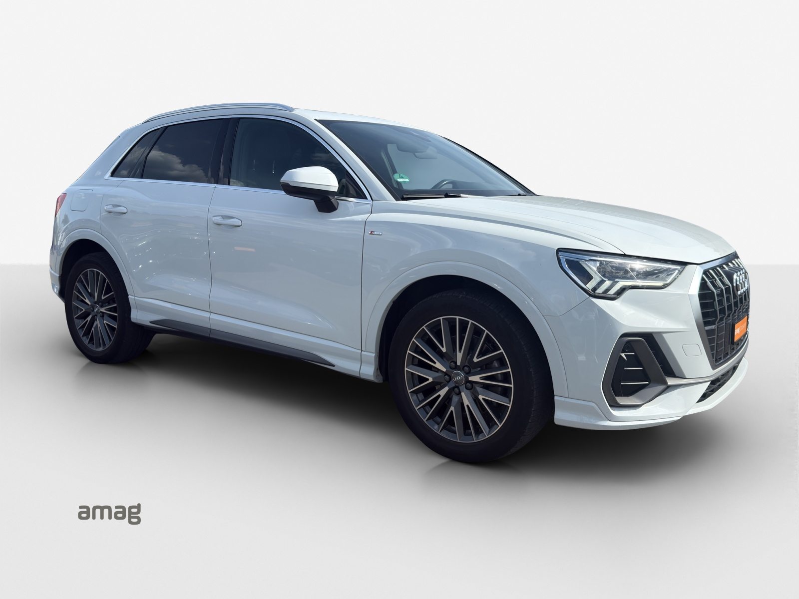 AUDI Q3 45 TFSI S line, Benzin, Occasion / Gebraucht, Automatik - 6