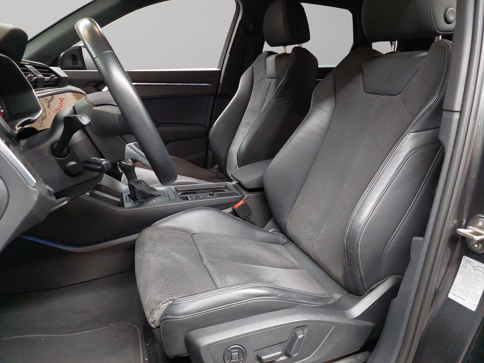 AUDI Q3 40 TFSI S line quattro S-tronic, Essence, Occasion / Utilisé, Automatique - 6